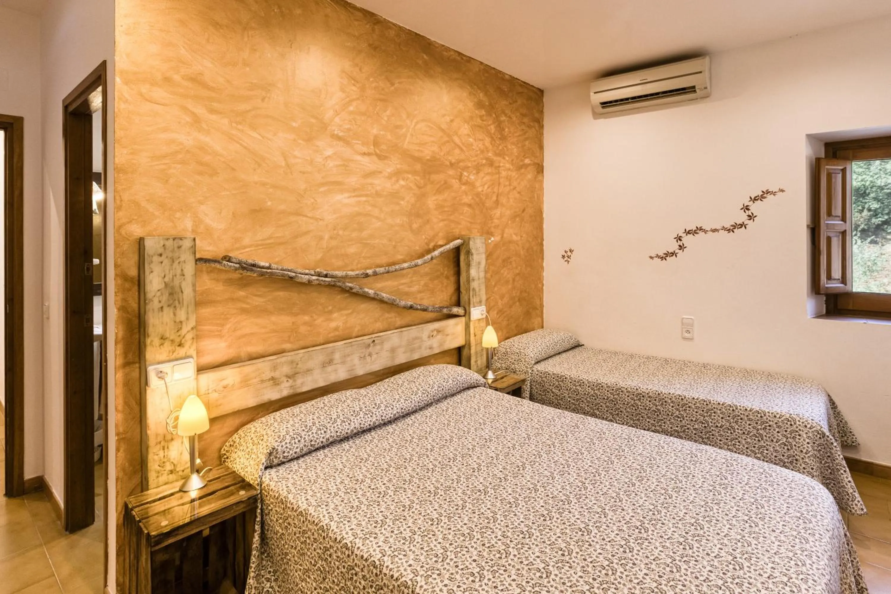 Property building, Bed in Casa Rural Can Miquel