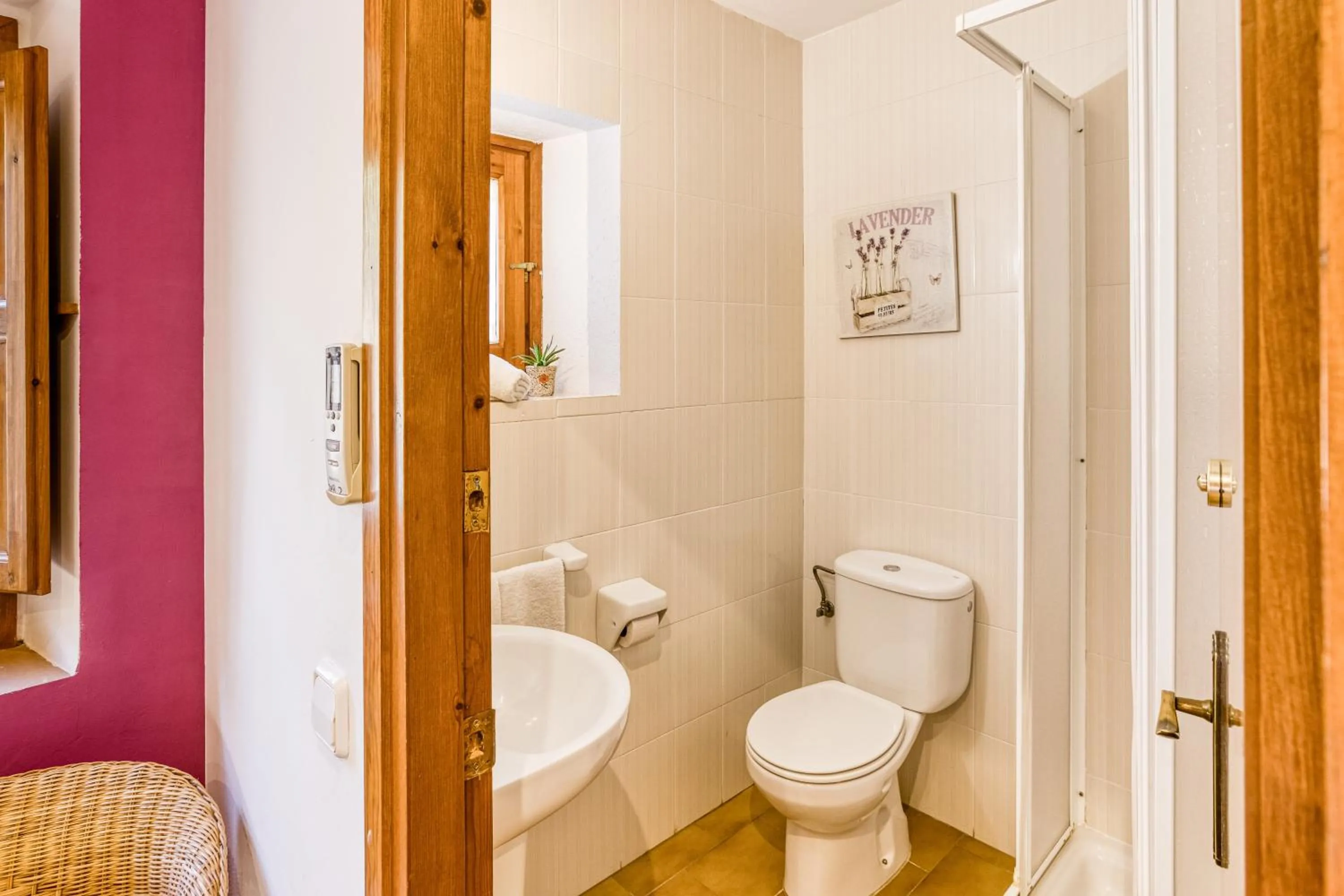 Bathroom in Casa Rural Can Miquel