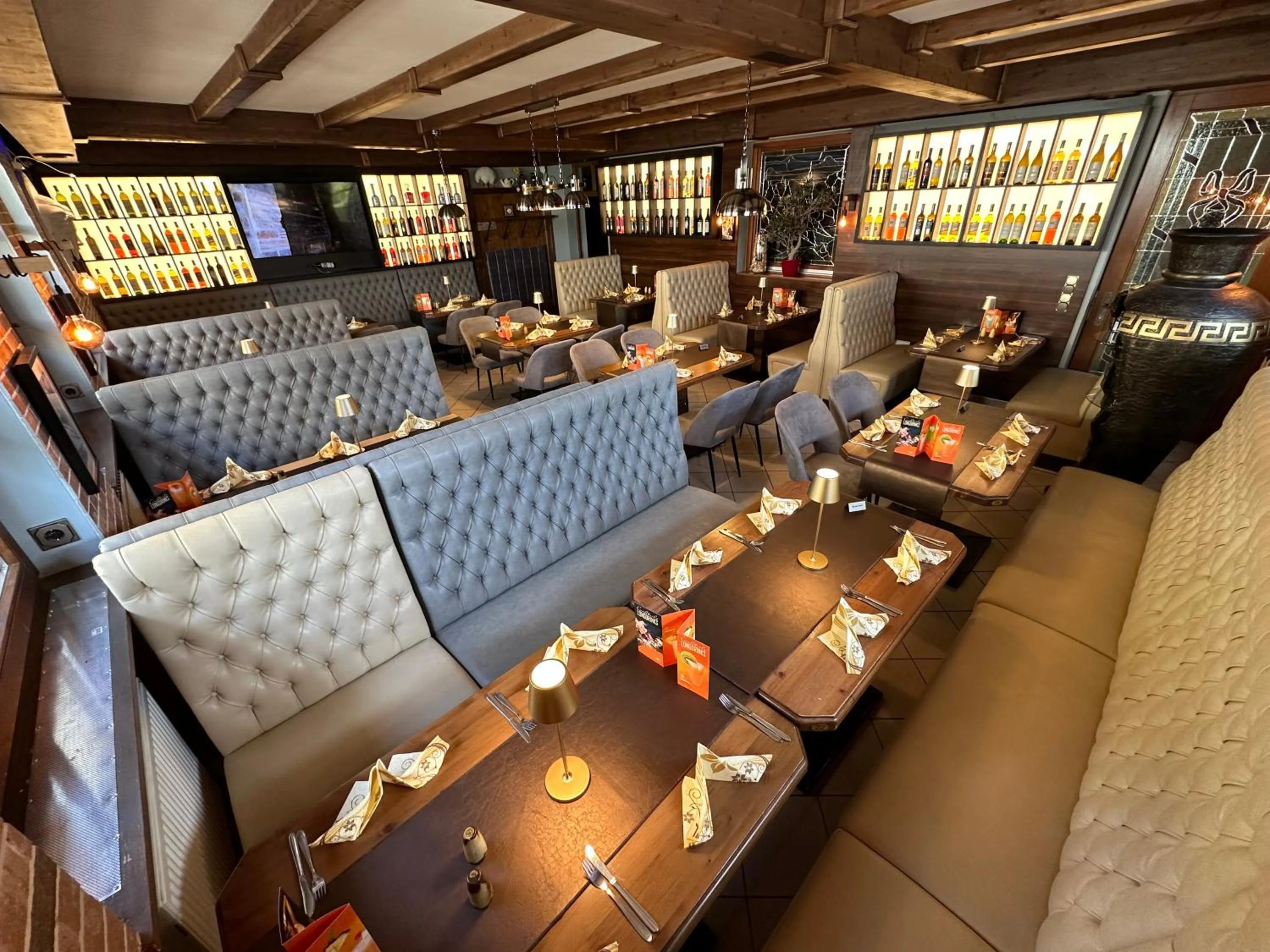 Restaurant/places to eat in Hotel Almenrausch