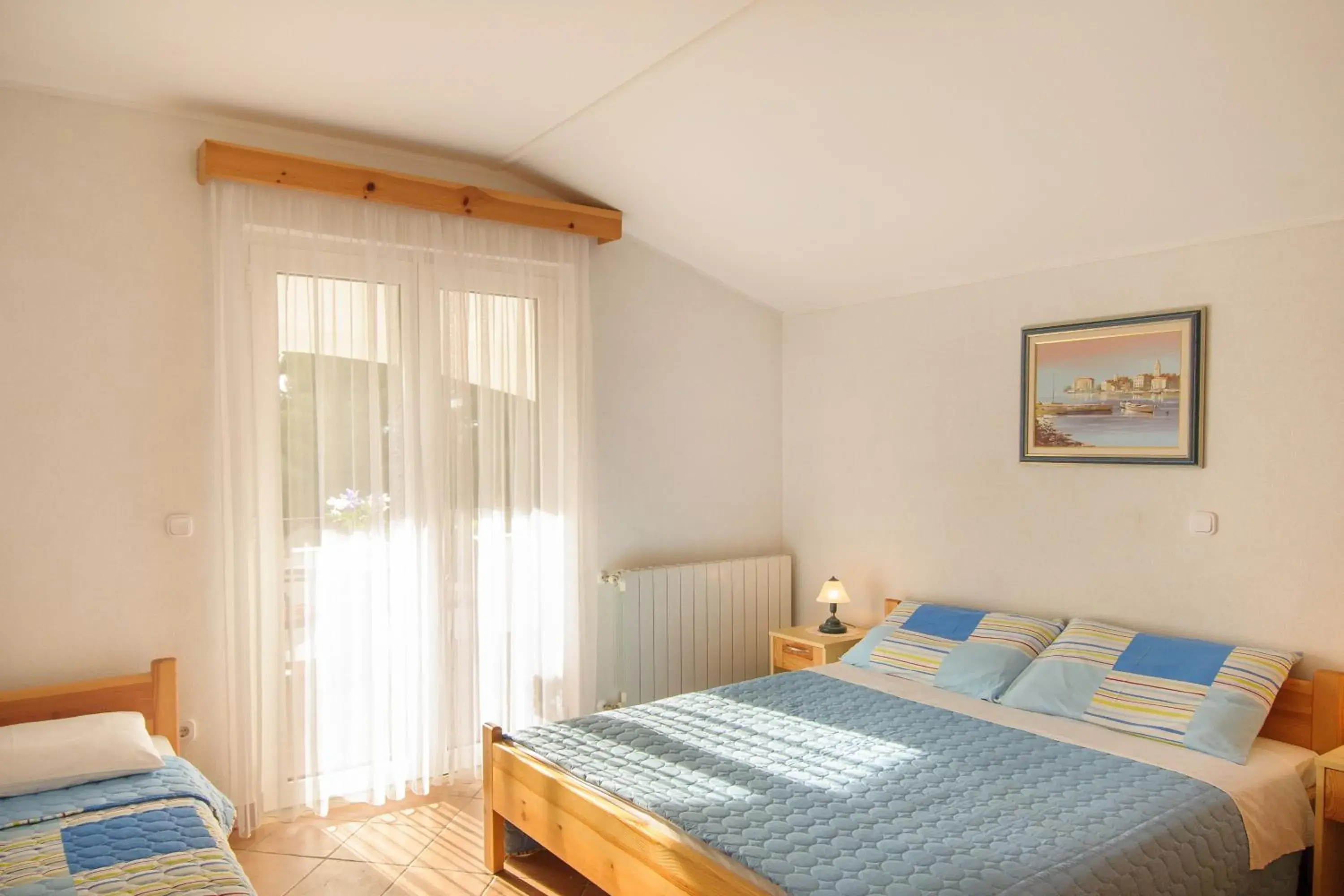 Double Room with Garden View - single occupancy in Bed and Breakfast Ritoša Double Room with Garden View - single occupancy in Bed and Breakfast Ritoša