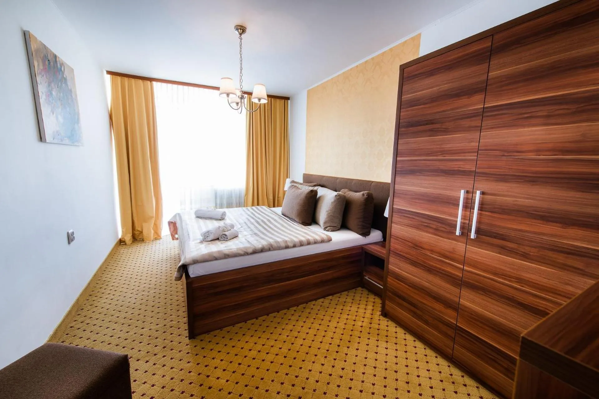 Photo of the whole room, Bed in Hotel Merkur