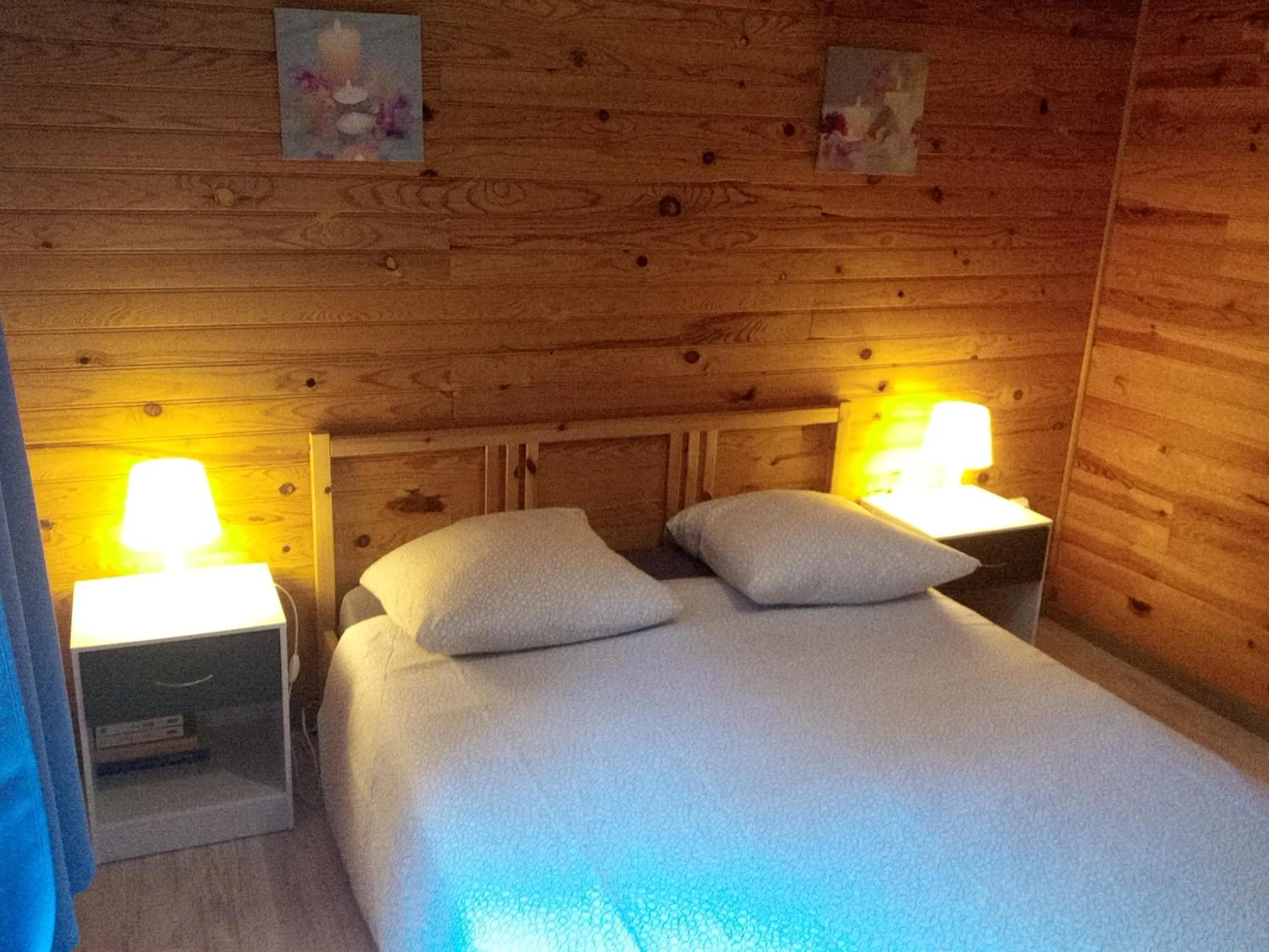 Bed in Plage du Débarquement