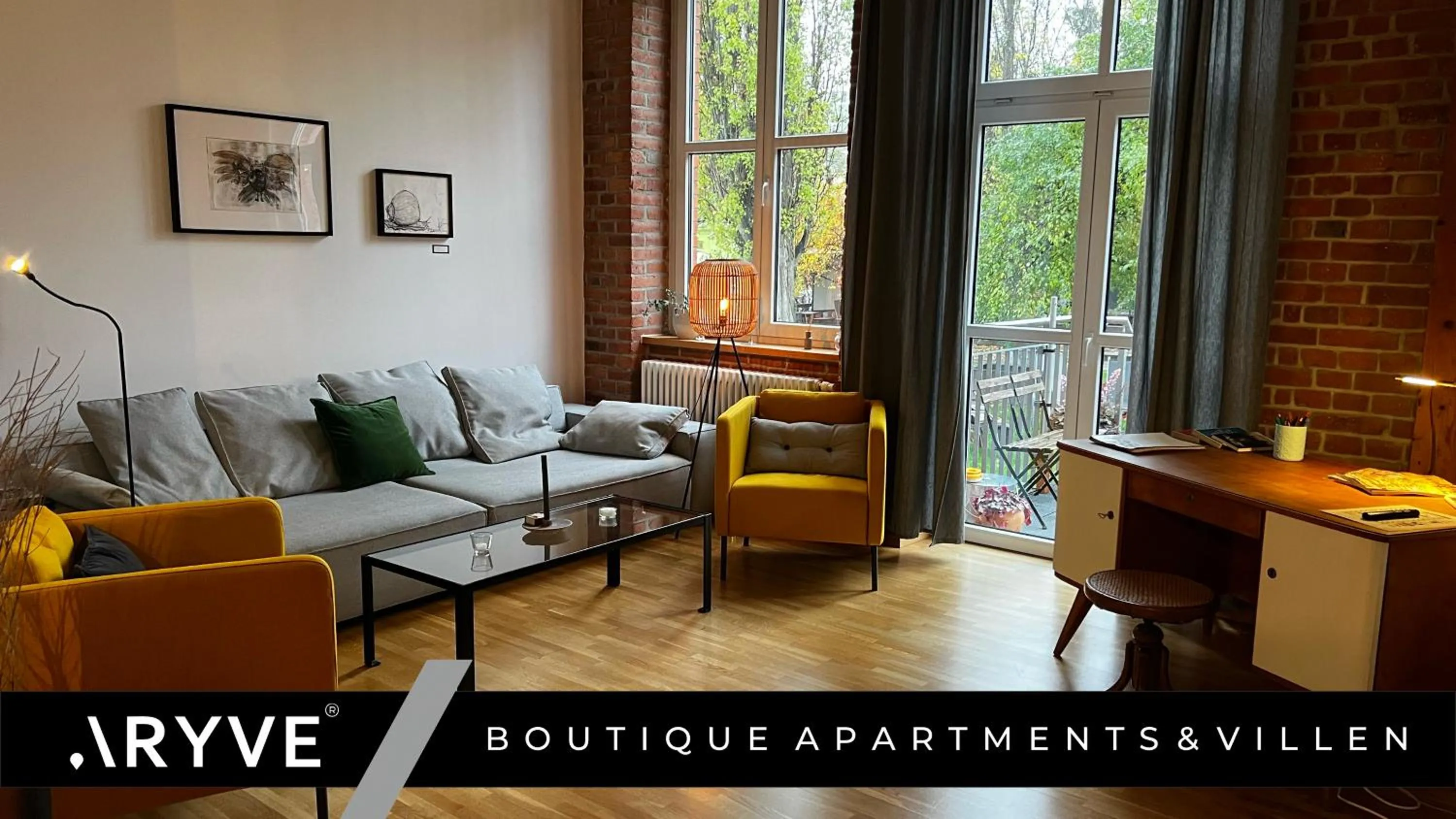 Living room in ARYVE JC Studio - Altstadtnahes Boutique Apartment mit Markenmatratzen auf Hotelniveau inklusive kostenfreiem Parkplatz