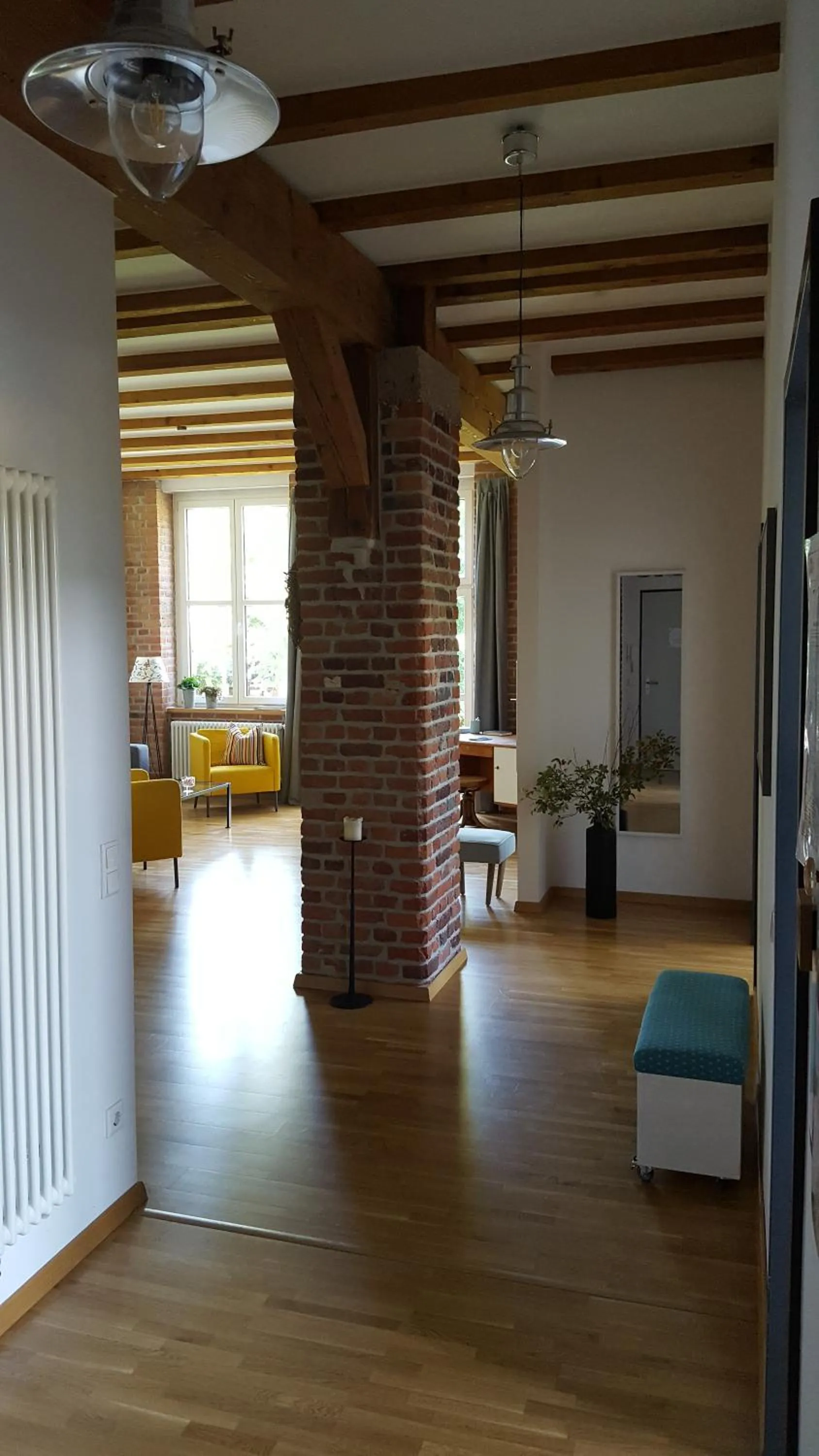 Living room, Bed in ARYVE JC Studio - Altstadtnahes Boutique Apartment mit Markenmatratzen auf Hotelniveau inklusive kostenfreiem Parkplatz