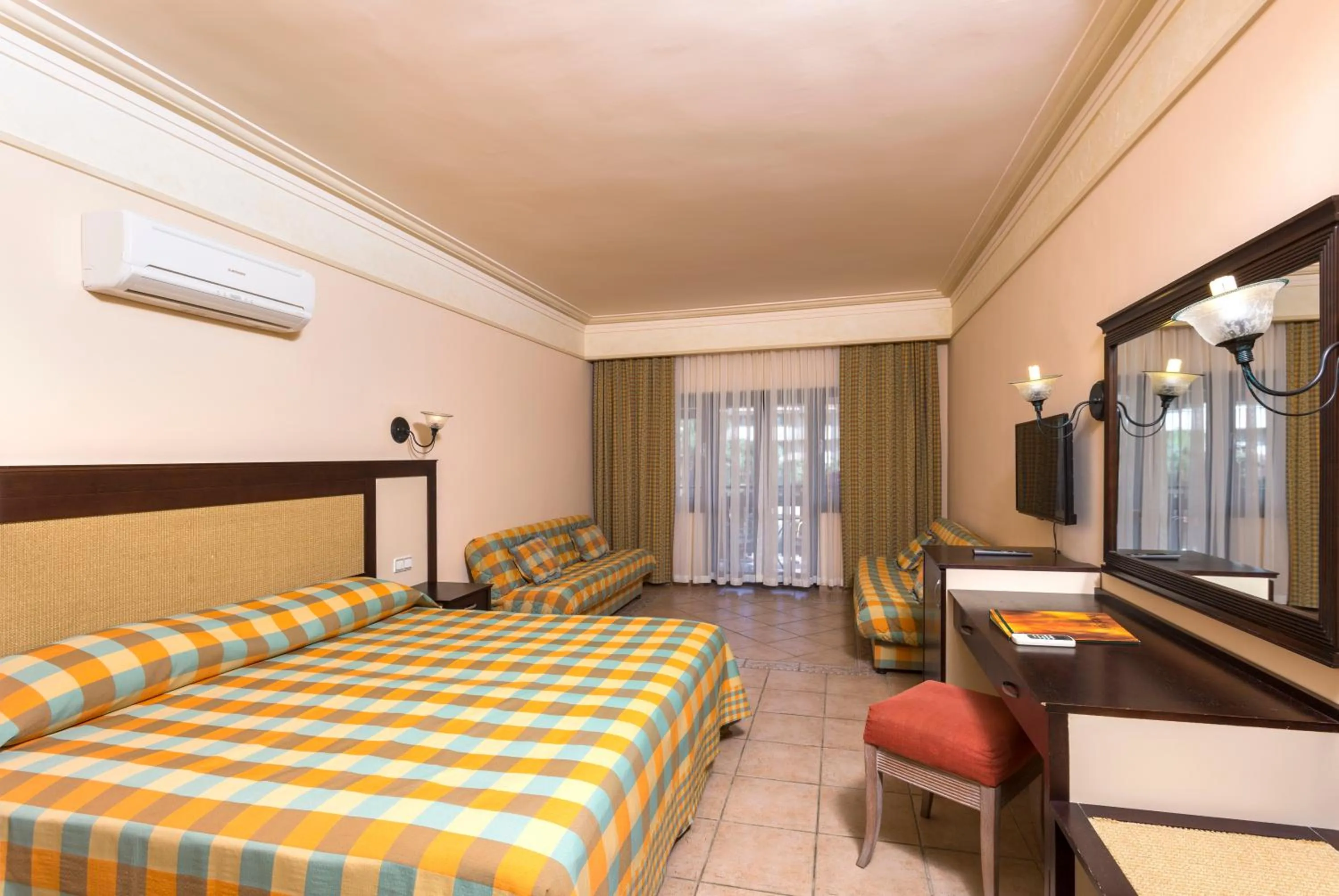 Photo of the whole room, Bed in Melas Holiday Village