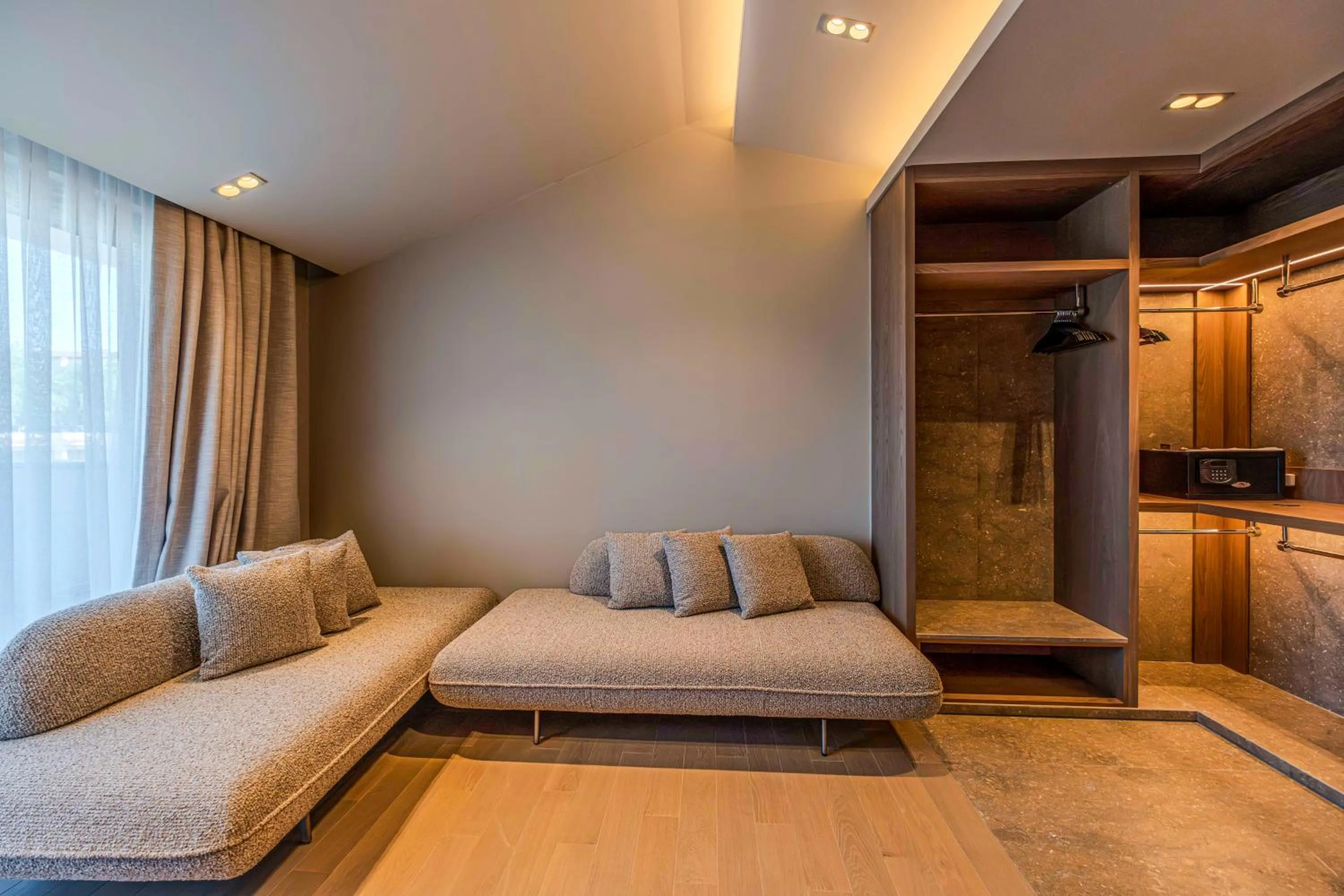 Bed in Club Melas Privé