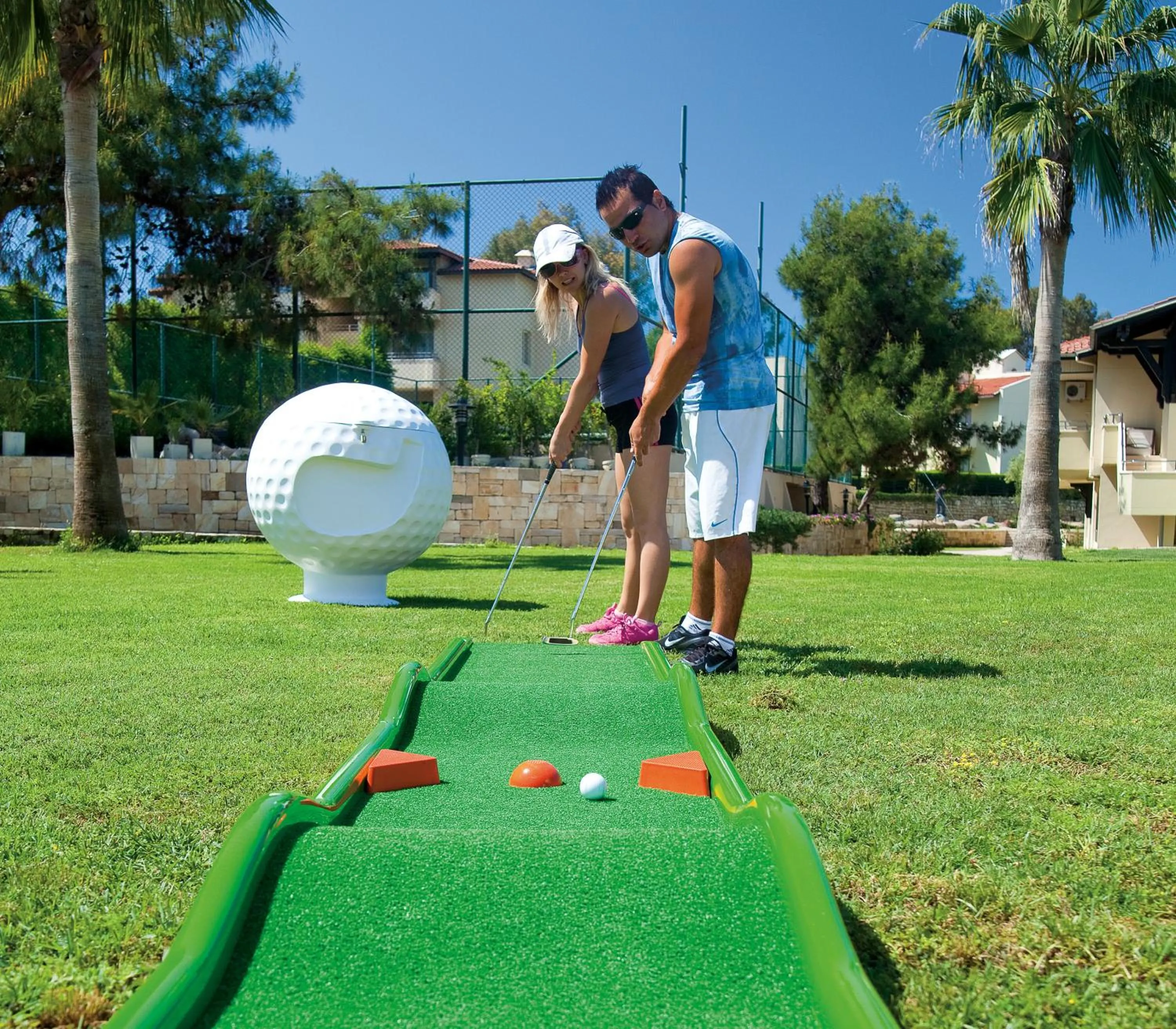 Minigolf in Melas Holiday Village