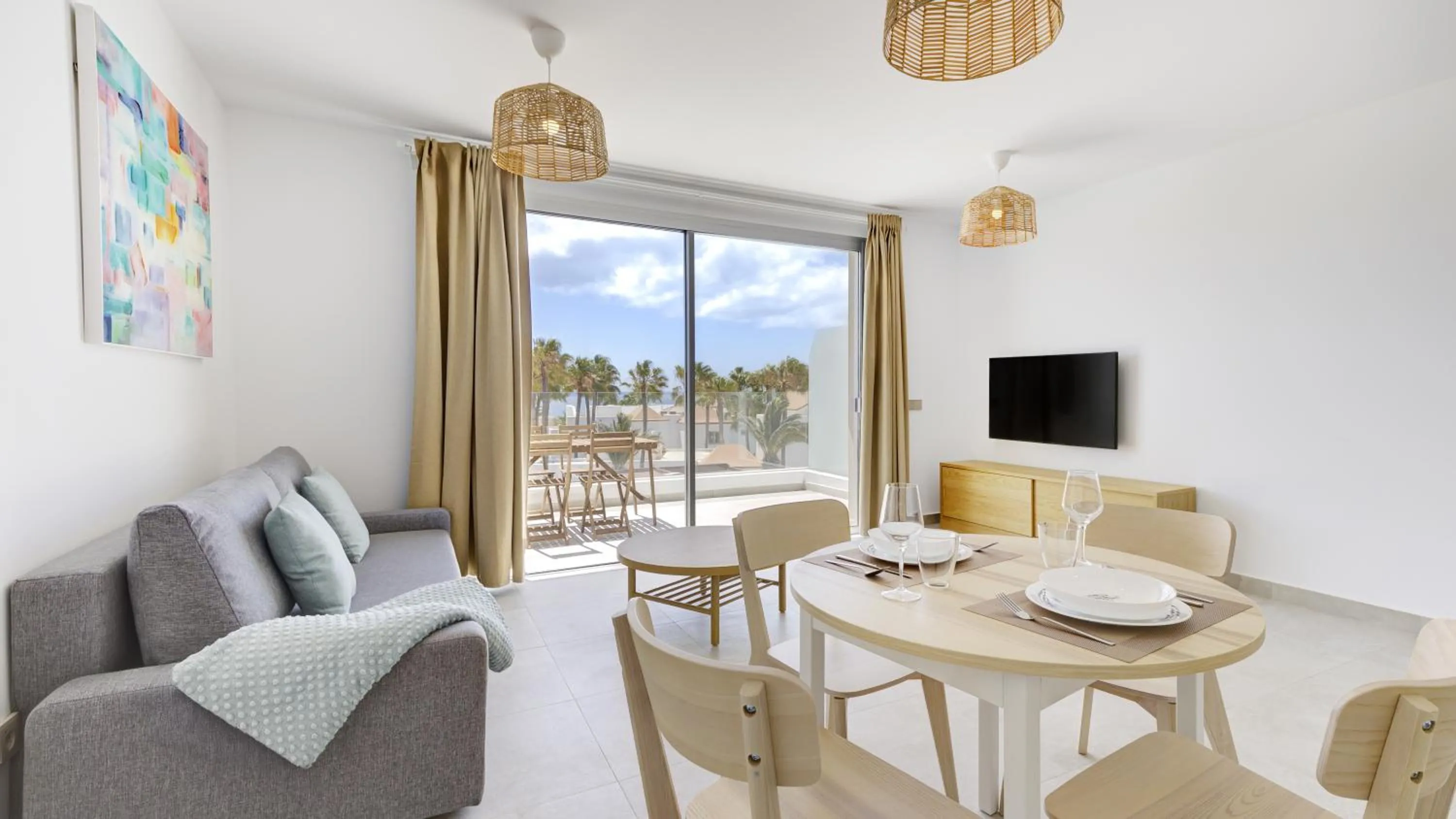 Calm Beach Apartments
