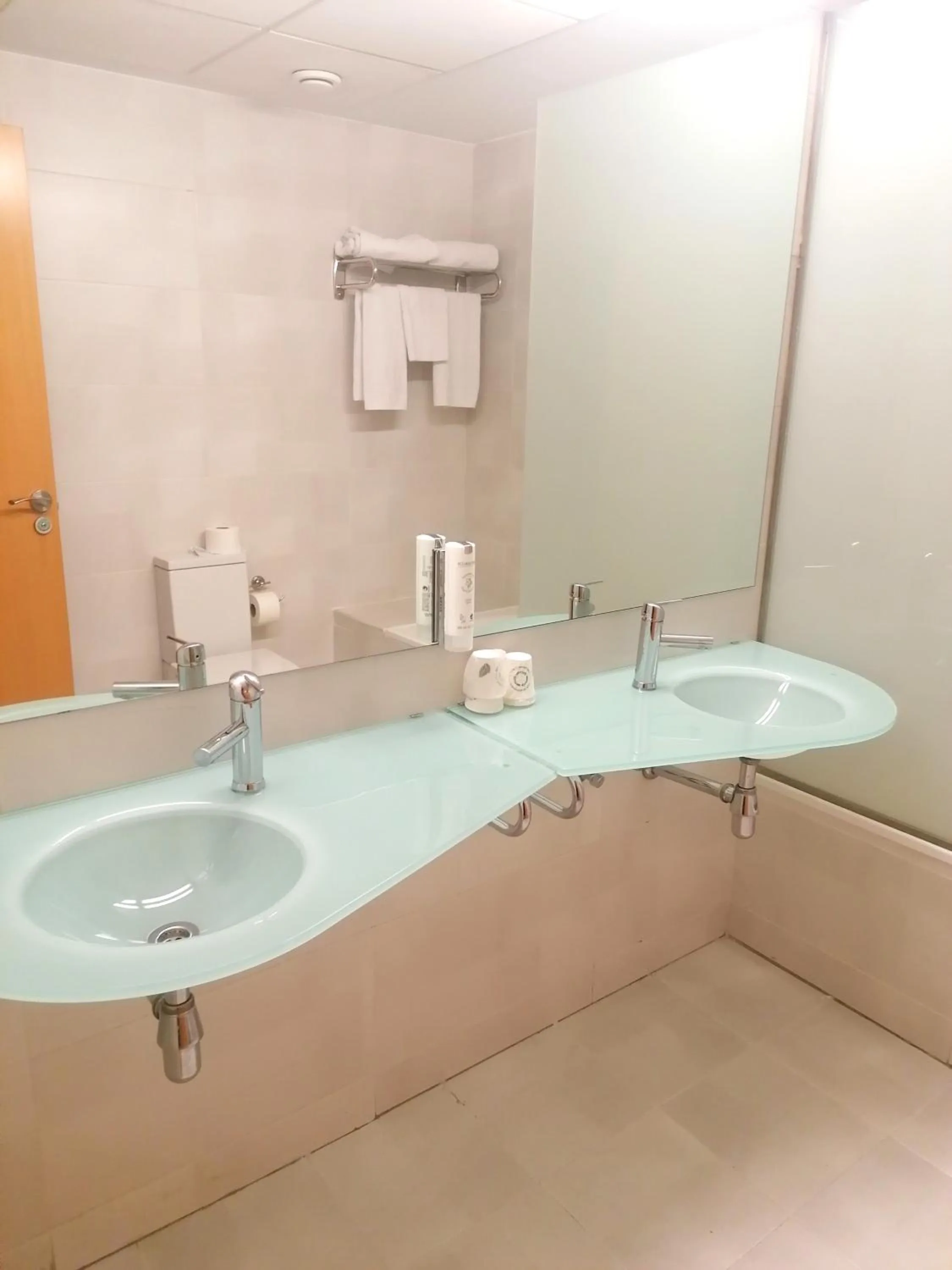 Bathroom in U Hotel Villa-Gomá