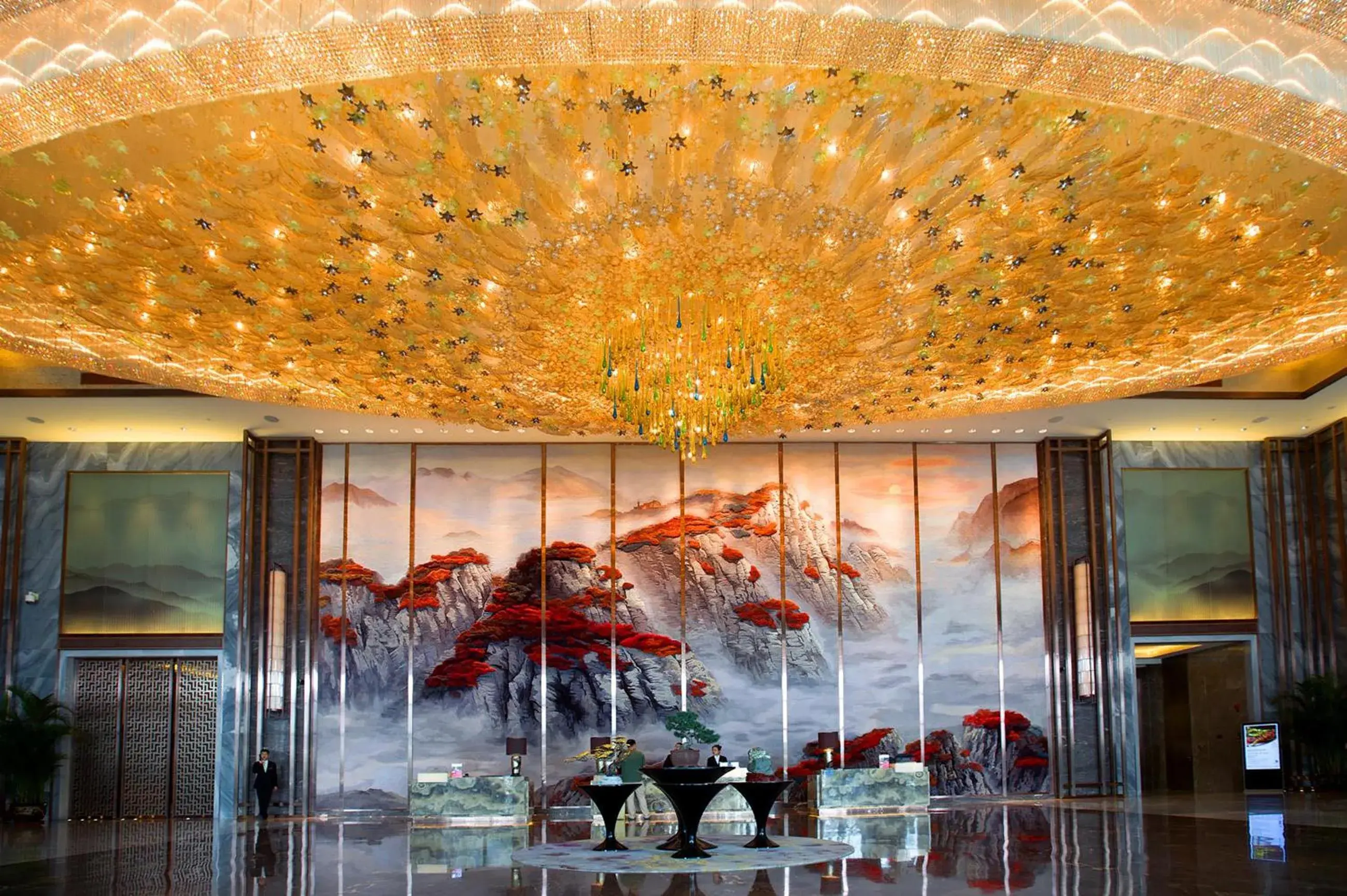 Lobby or reception in Wanda Realm Hotel Tai'an Lobby or reception in Wanda Realm Hotel Tai'an