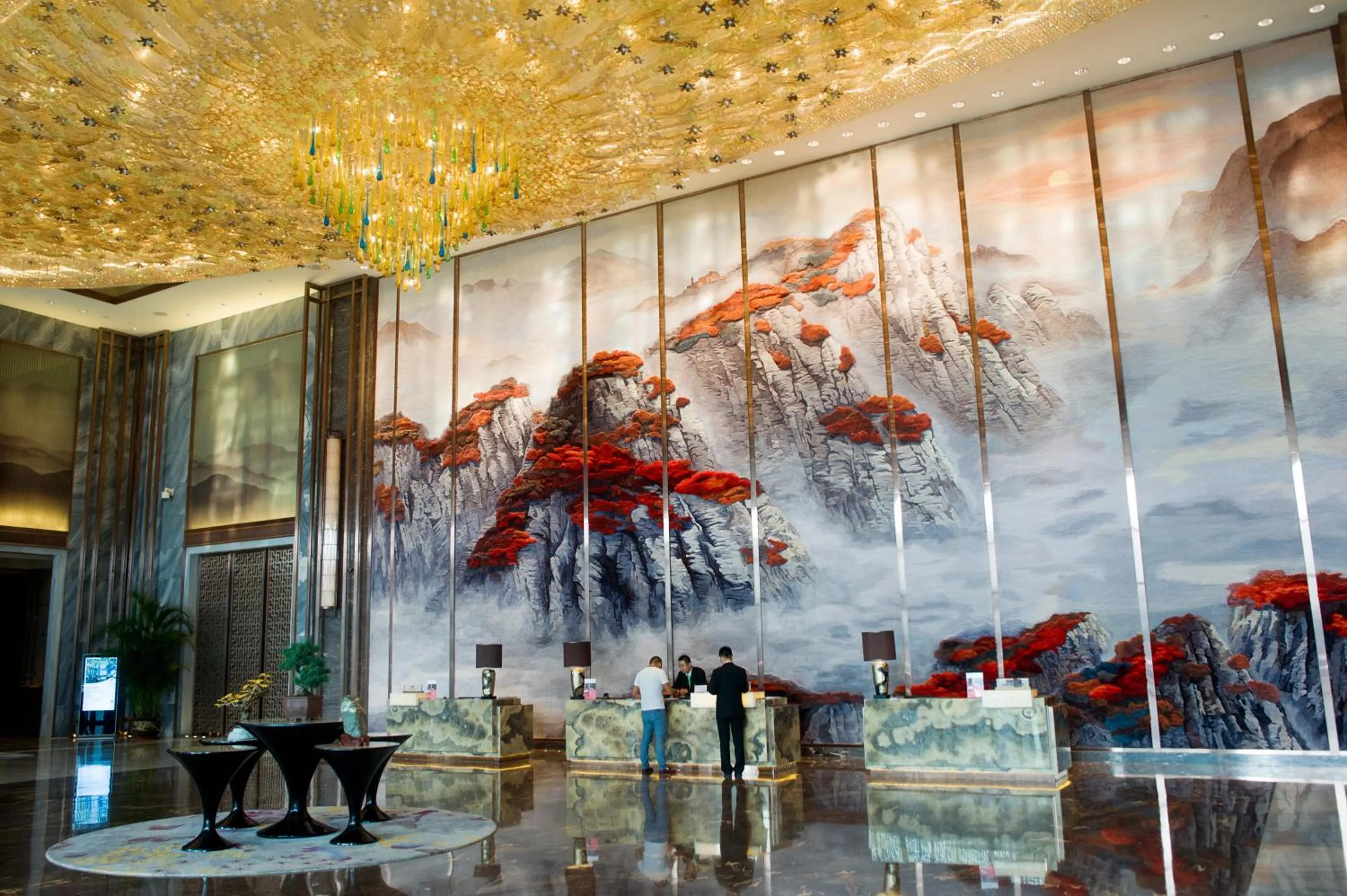 Lobby or reception in Wanda Realm Hotel Tai'an