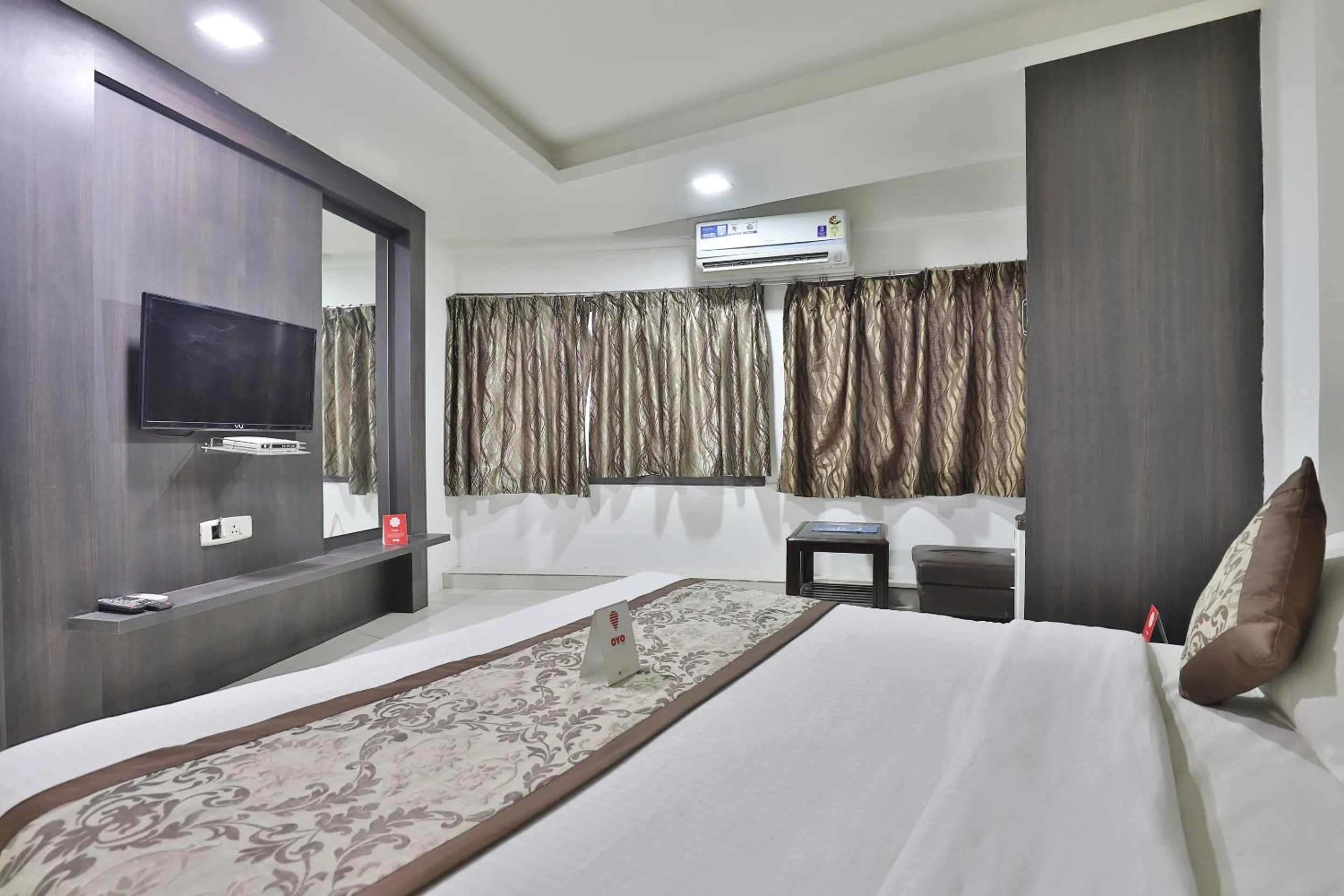 Bed in Hotel Nova Cross Road