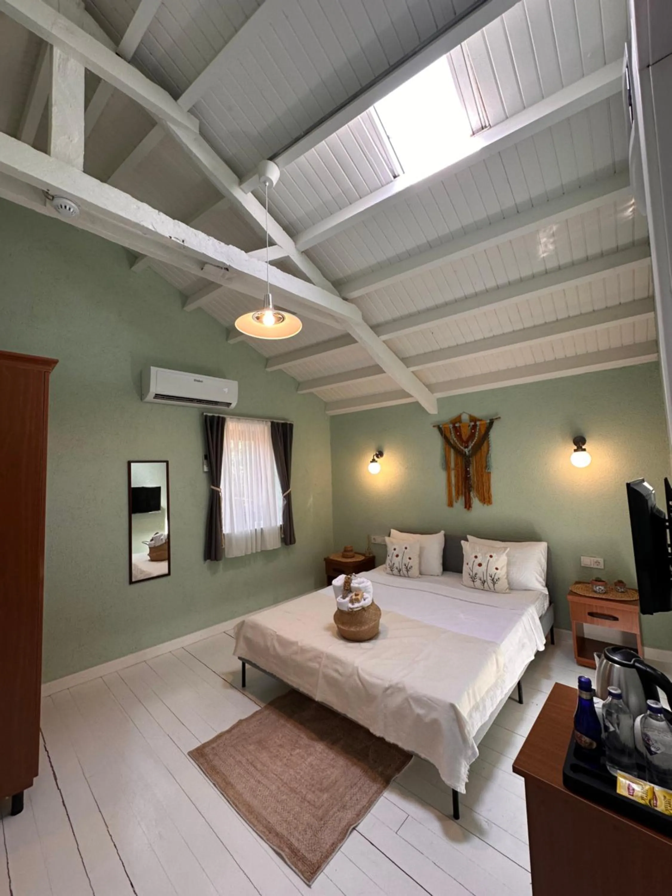 Photo of the whole room, Bed in Hanole Macaron Guest House