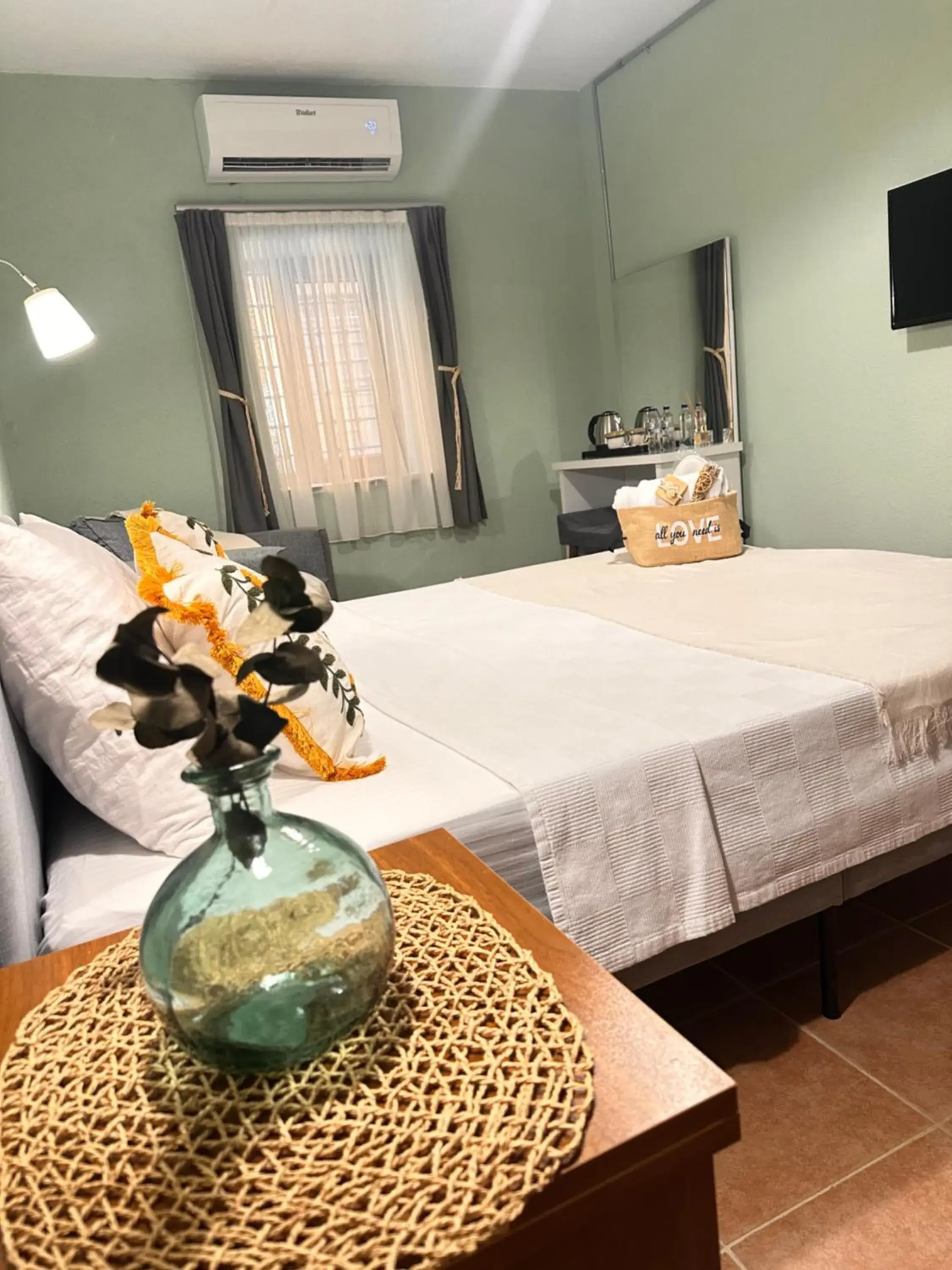 Bed in Hanole Macaron Guest House Bed in Hanole Macaron Guest House