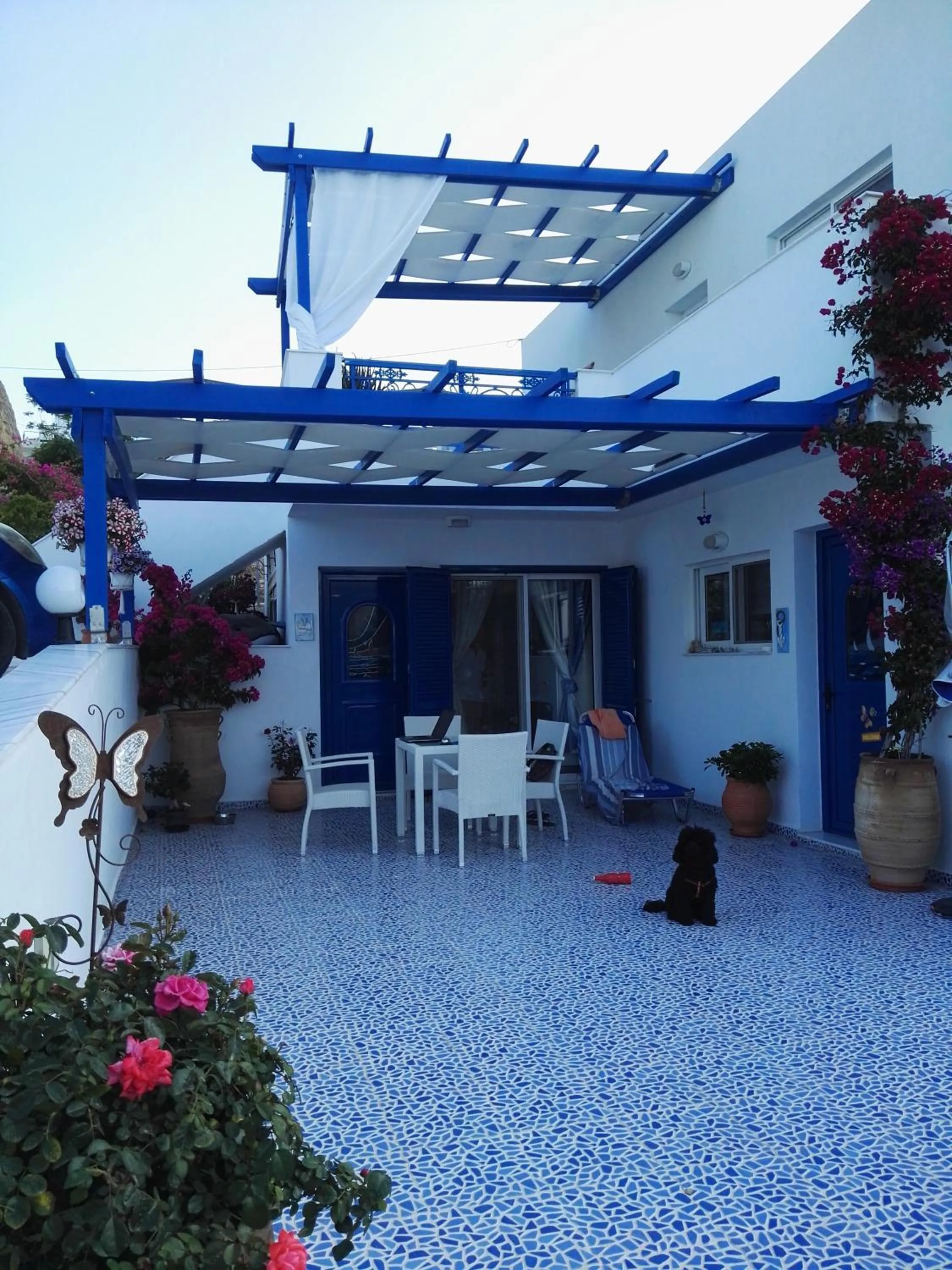 Bouganville Studios Stegna