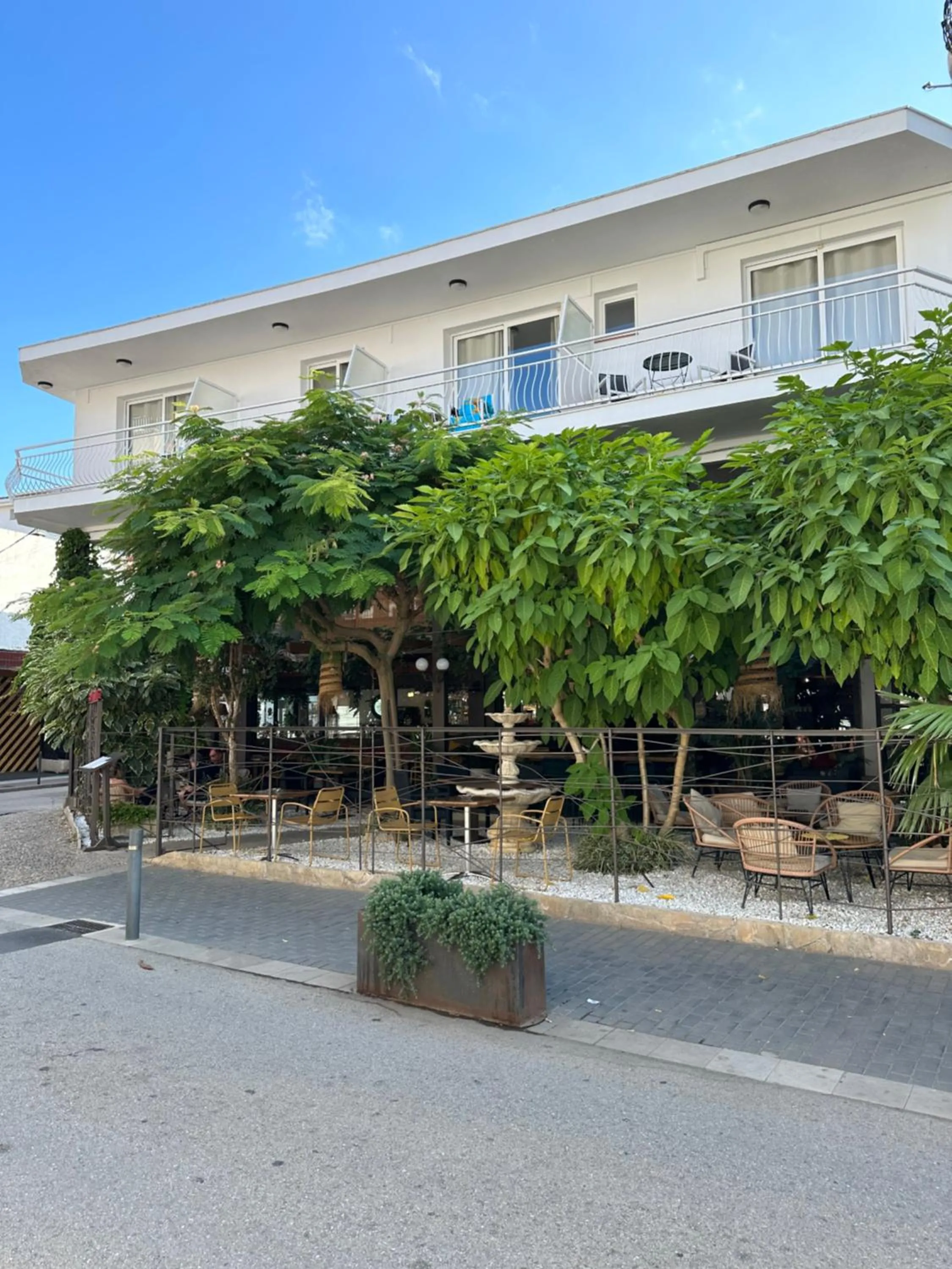 L'Illa Hotel