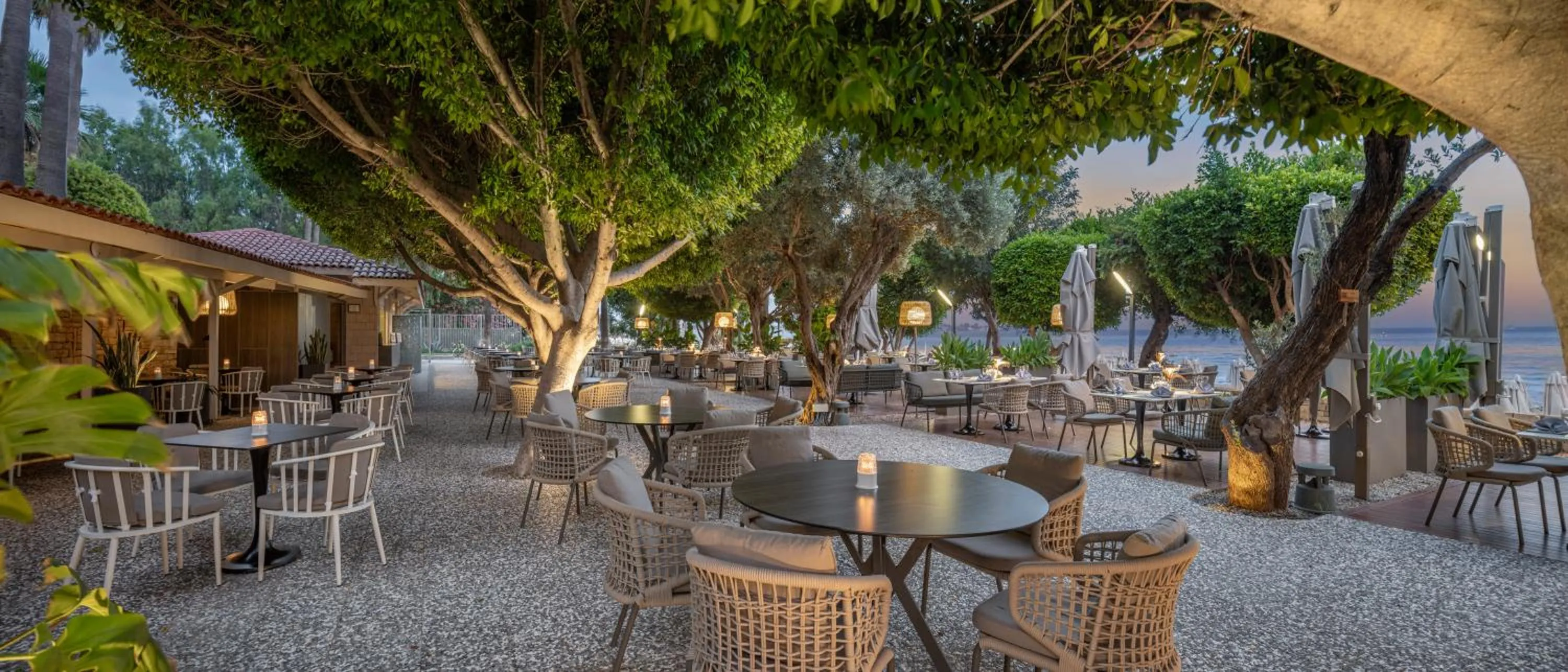Restaurant/places to eat in Melas Resort Hotel