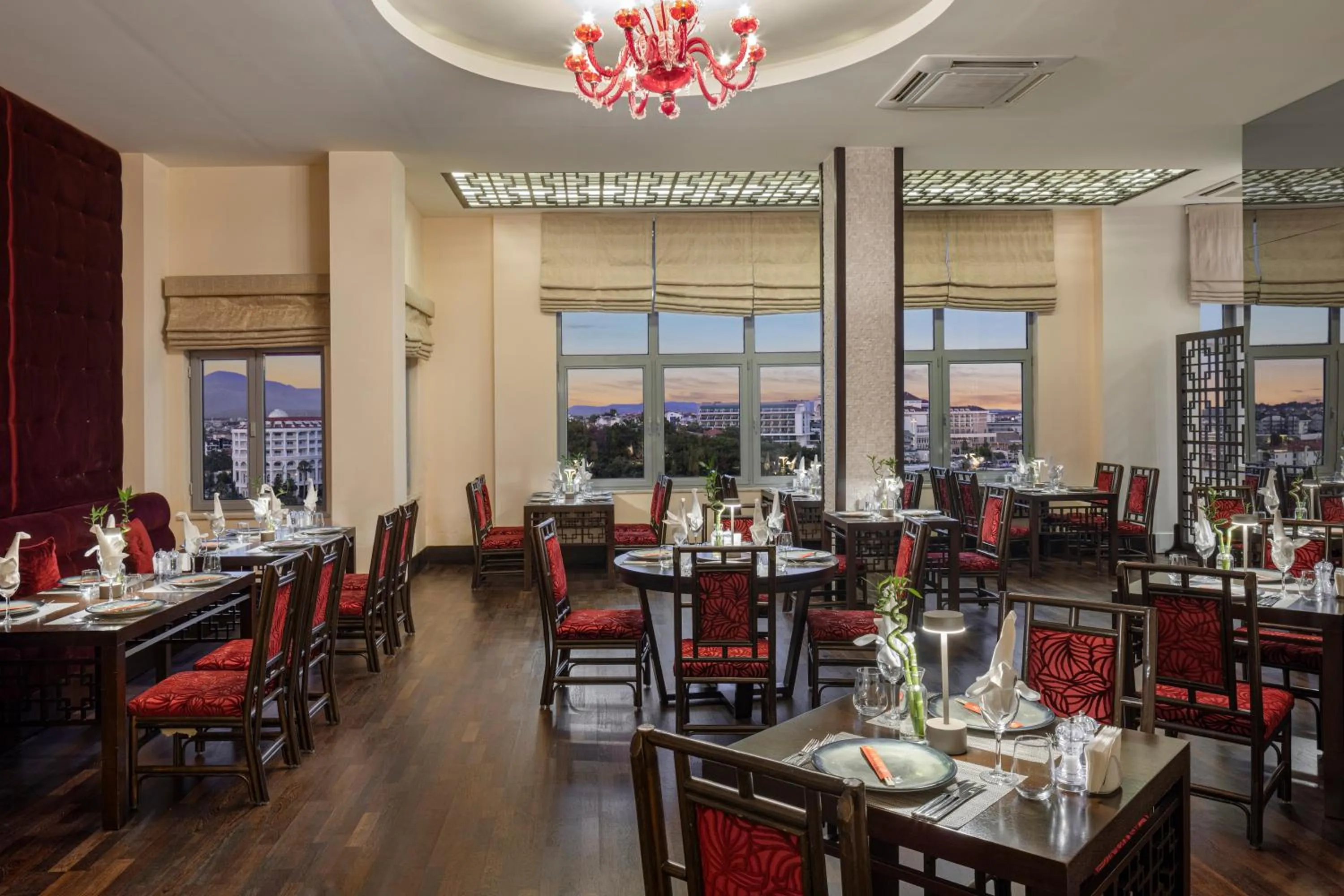 Restaurant/places to eat in Melas Resort Hotel