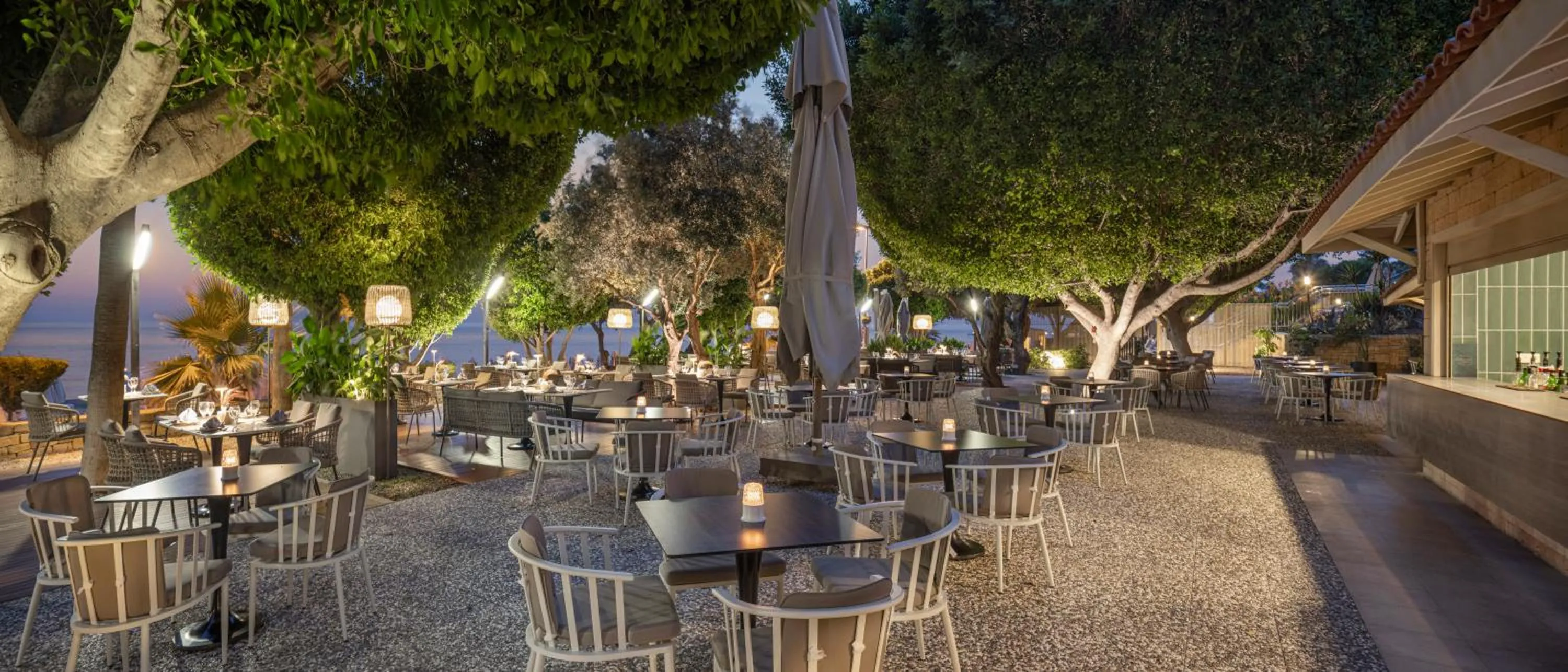 Restaurant/places to eat in Melas Resort Hotel