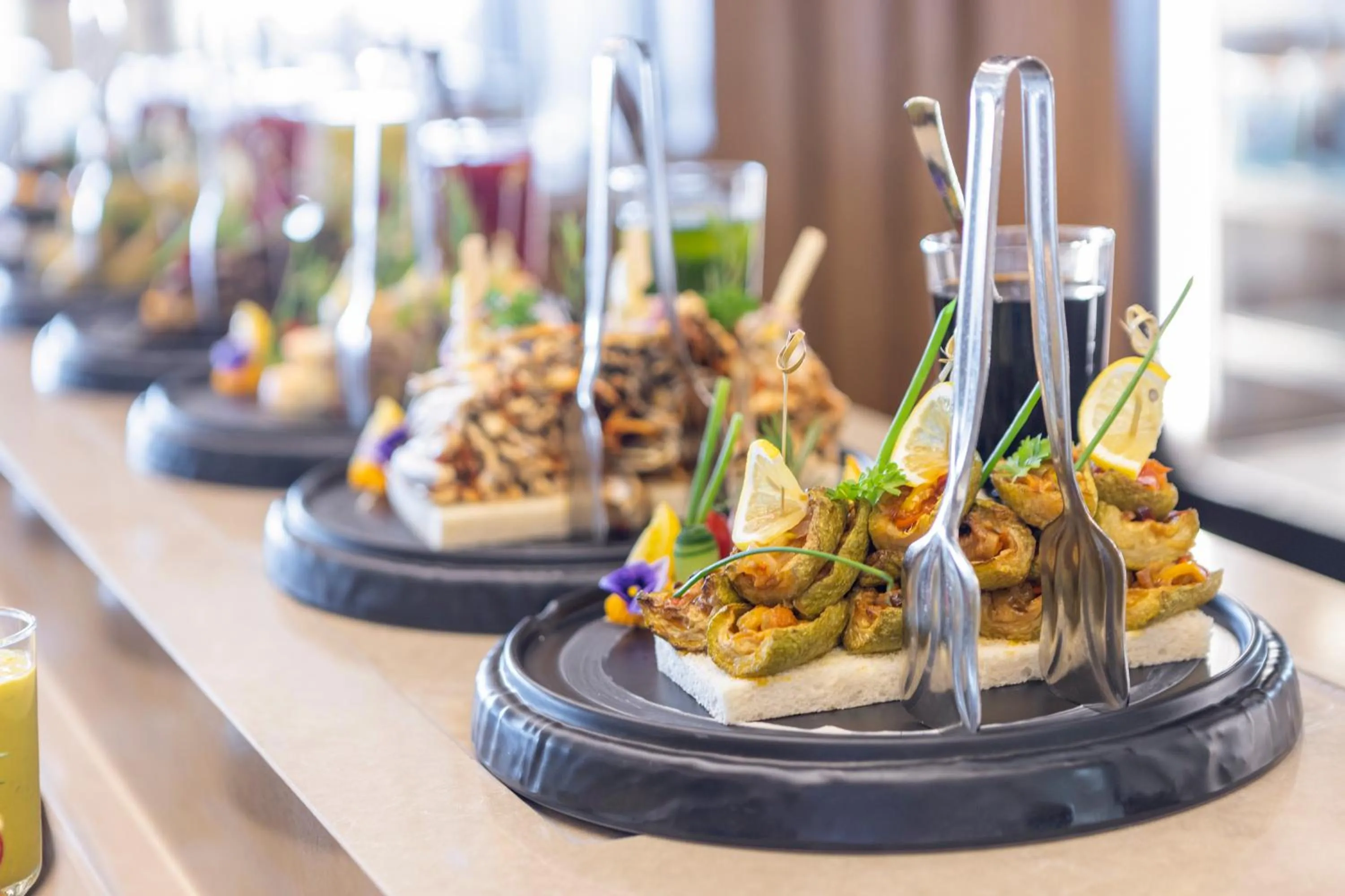 Food and drinks in Melas Resort Hotel