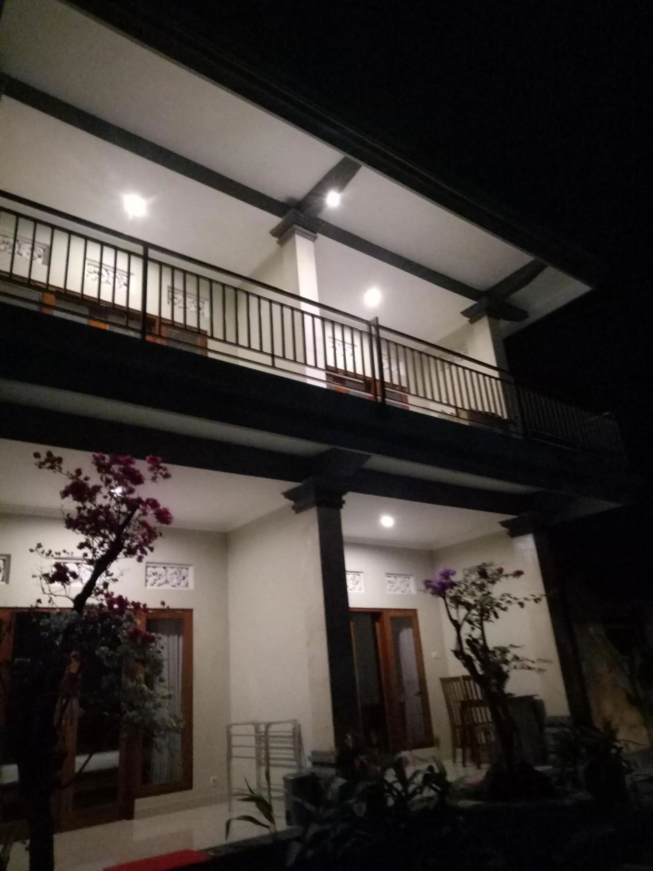 Suryadina Guest House