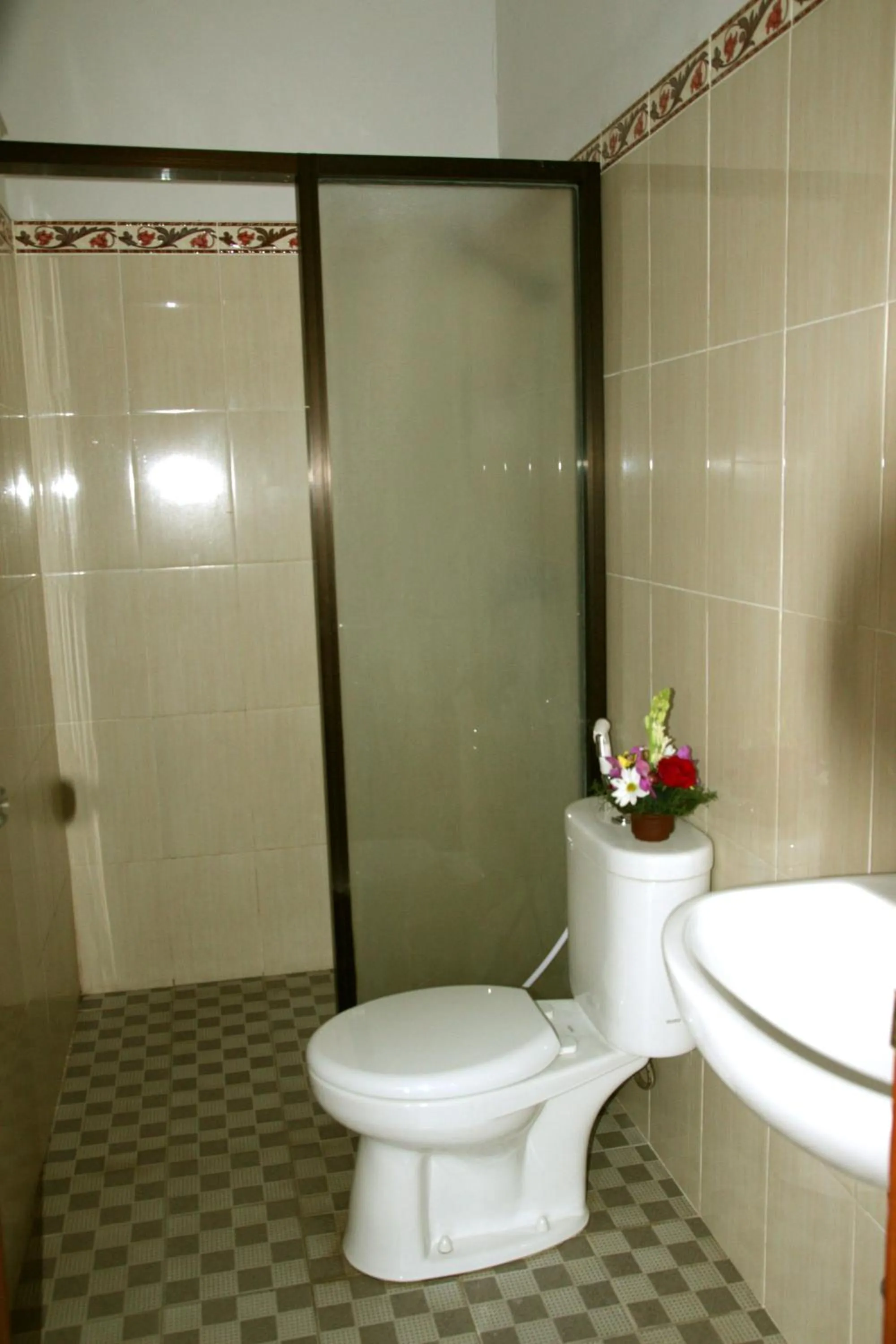 Suryadina Guest House