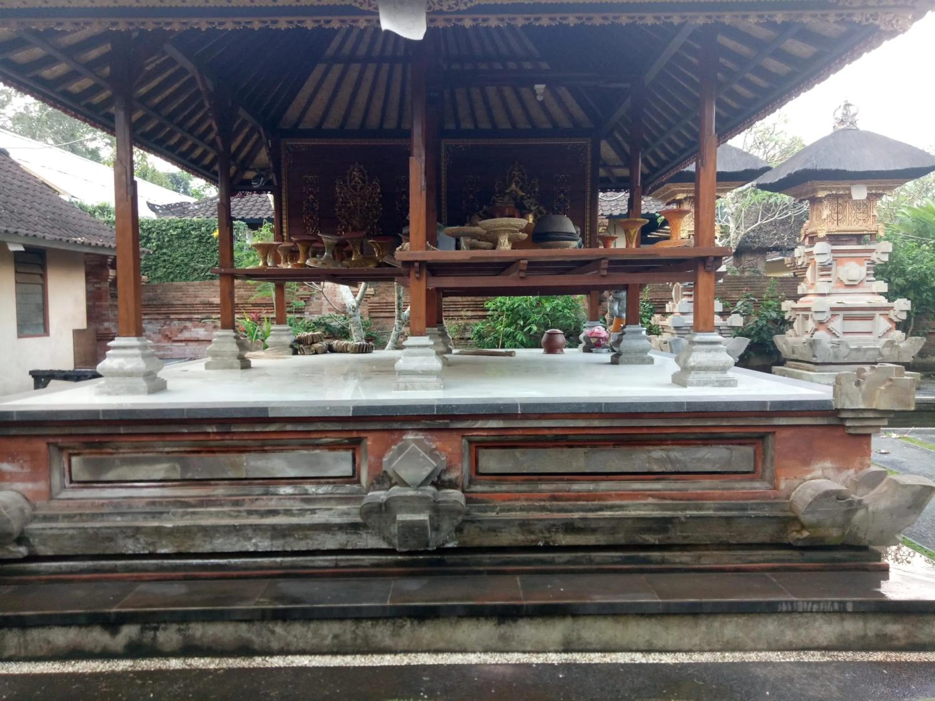 Suryadina Guest House