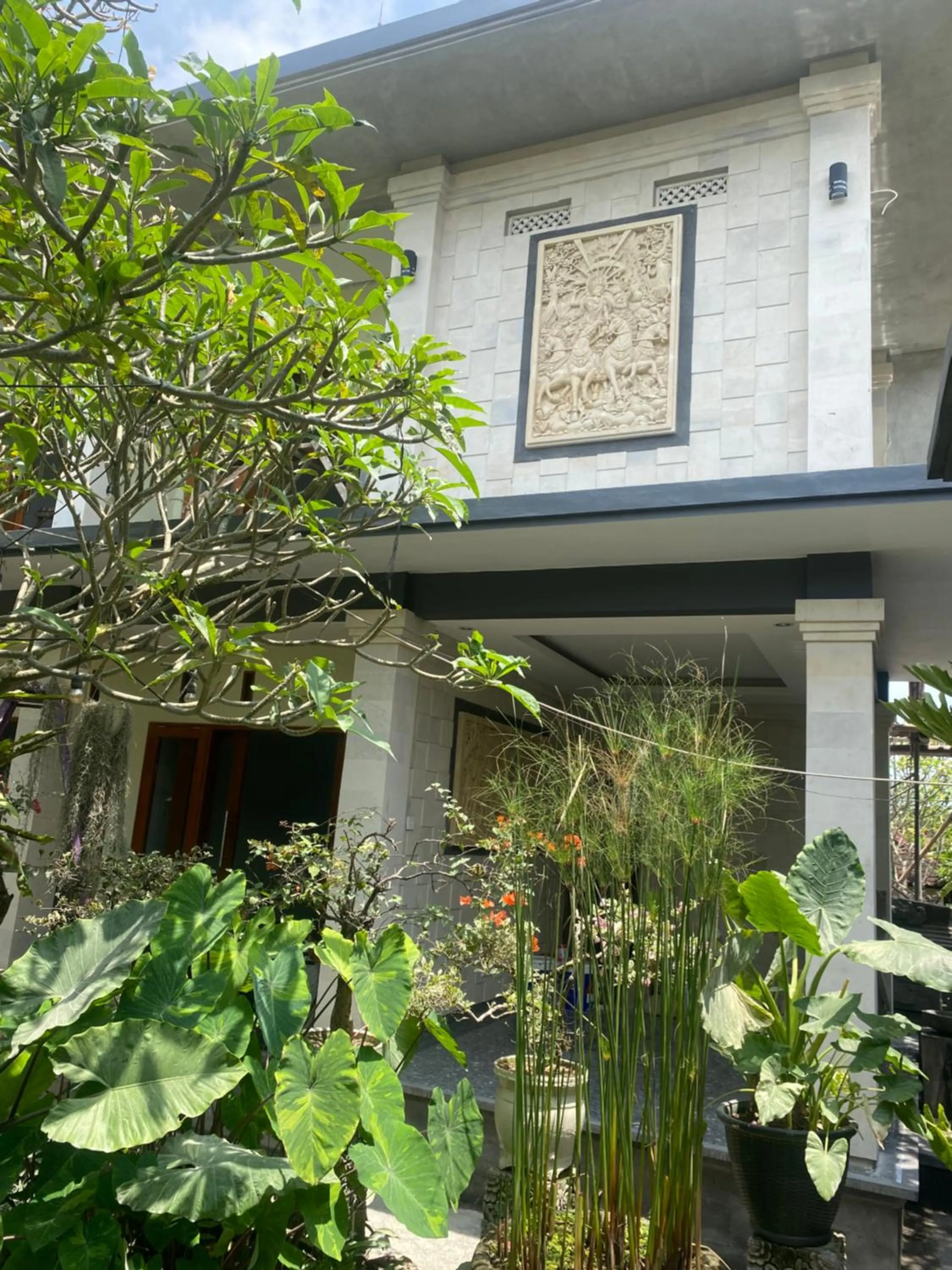 Suryadina Guest House