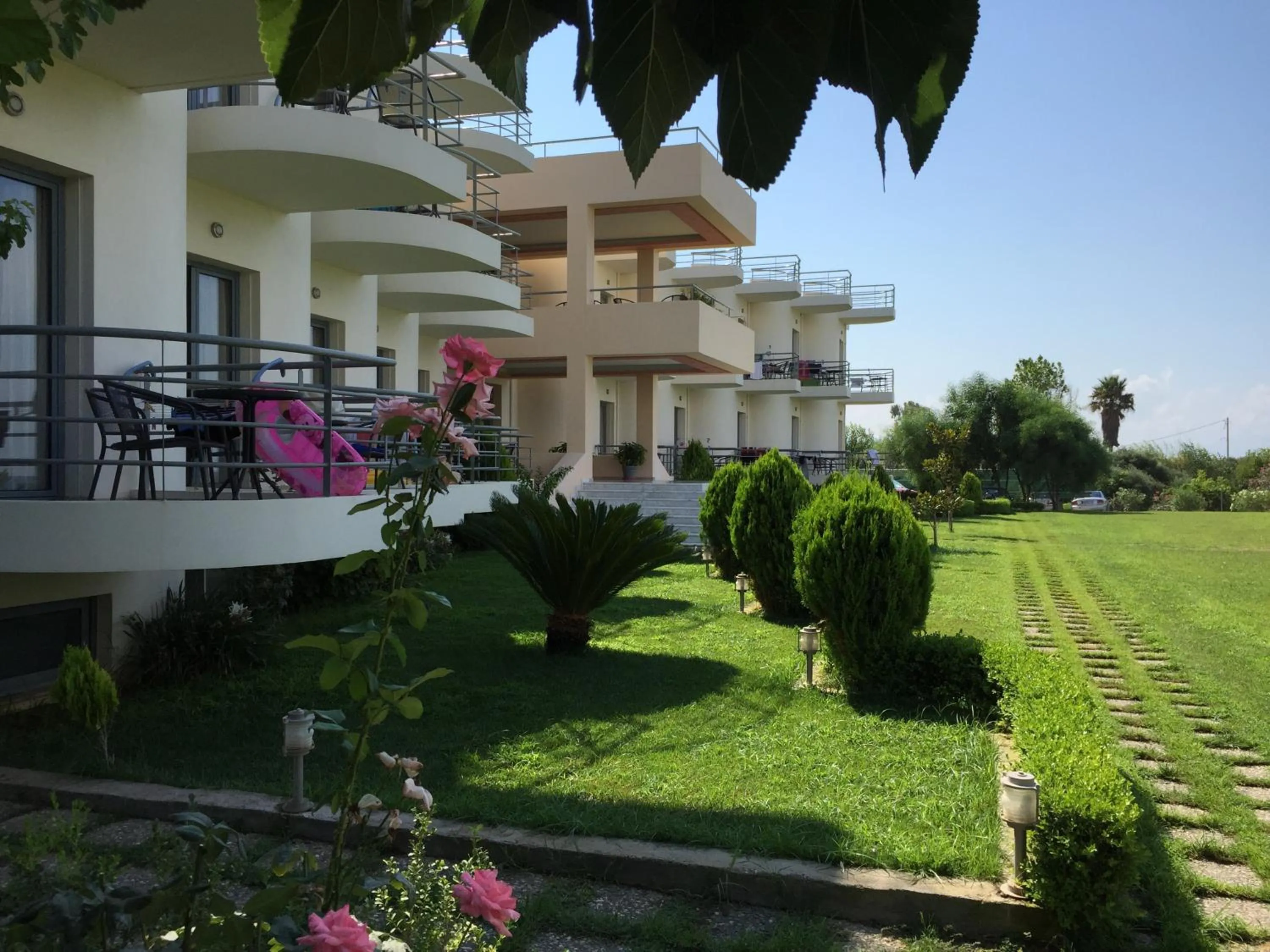 Garden in Ostria Hotel Kakovatos Beach