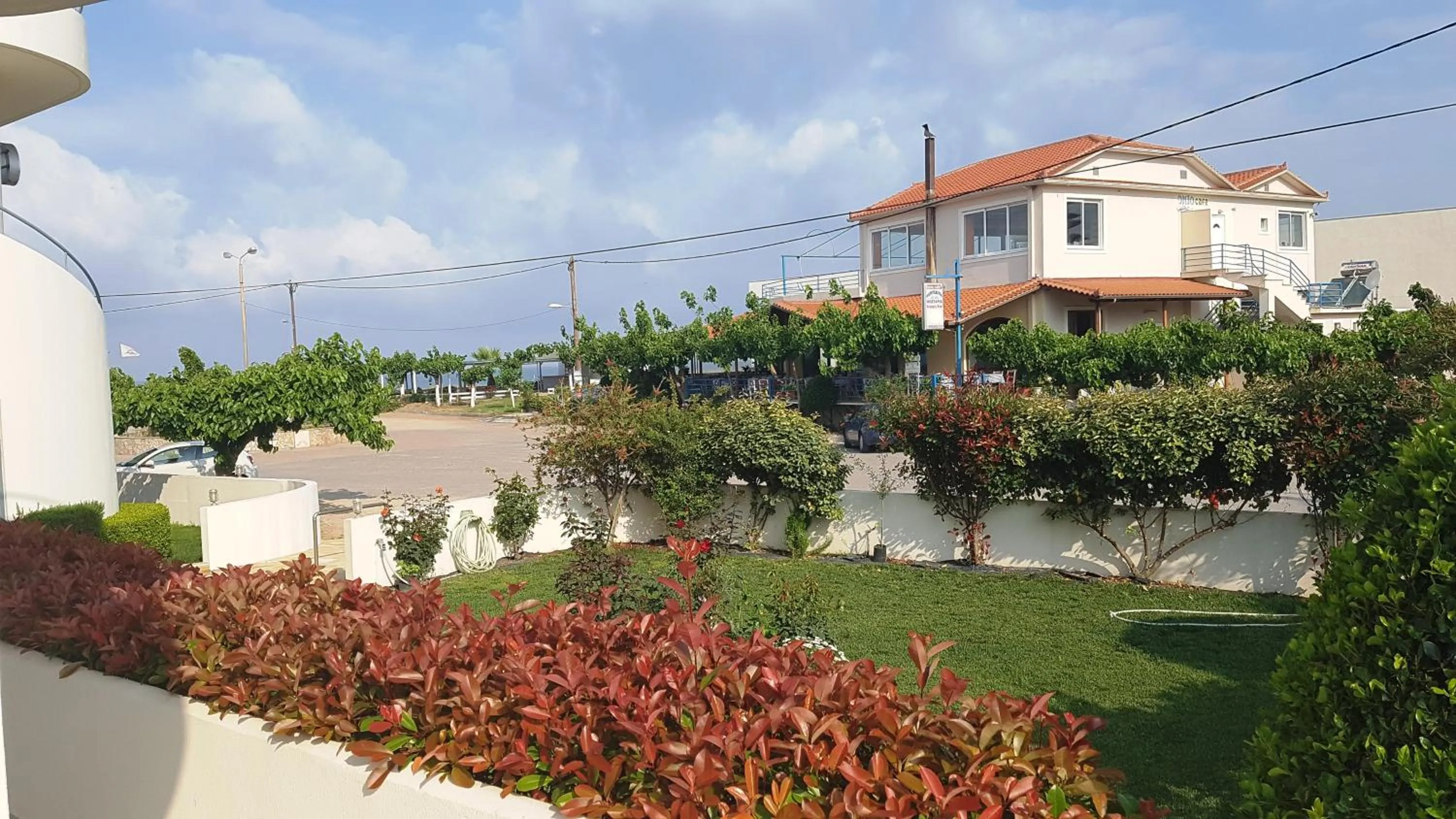 Garden in Ostria Hotel Kakovatos Beach