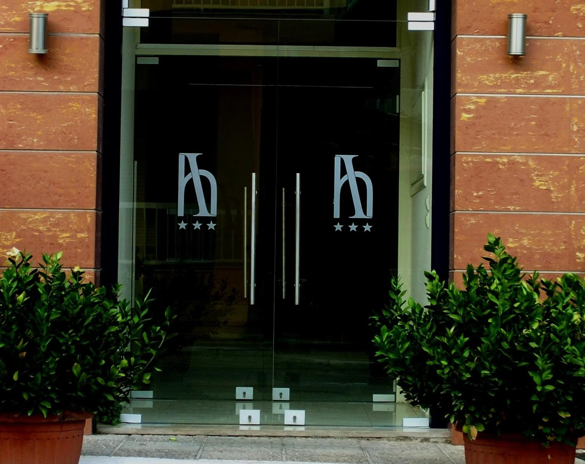 Facade/entrance in Iridanos