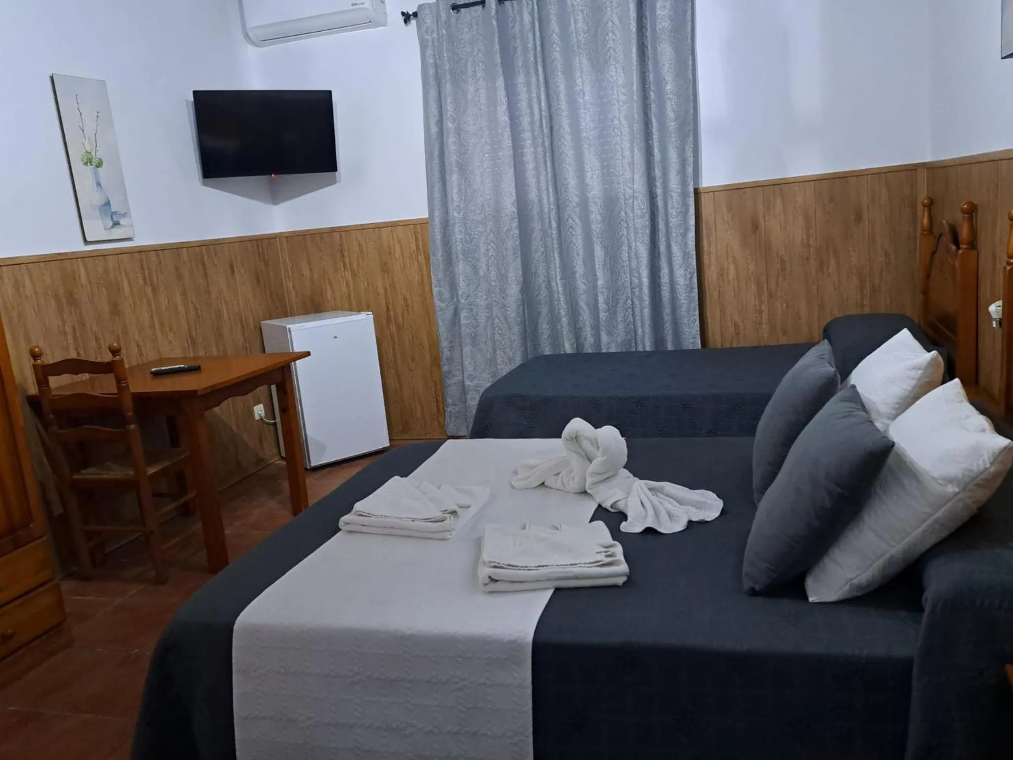 Bed in Hostal Breñaverde