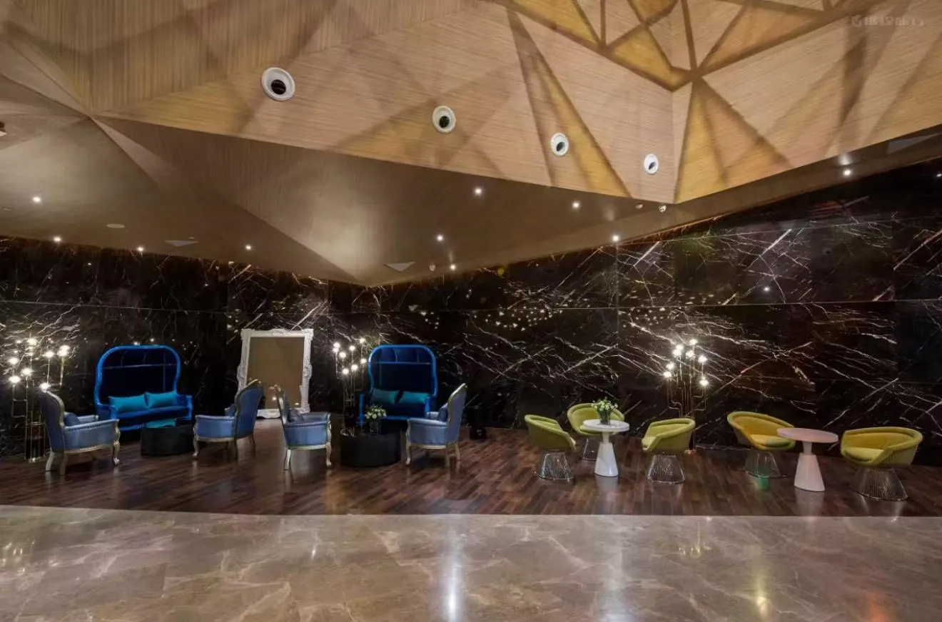 Crystal Orange Hotel Tianjin Jinghai Dongfanghong Road