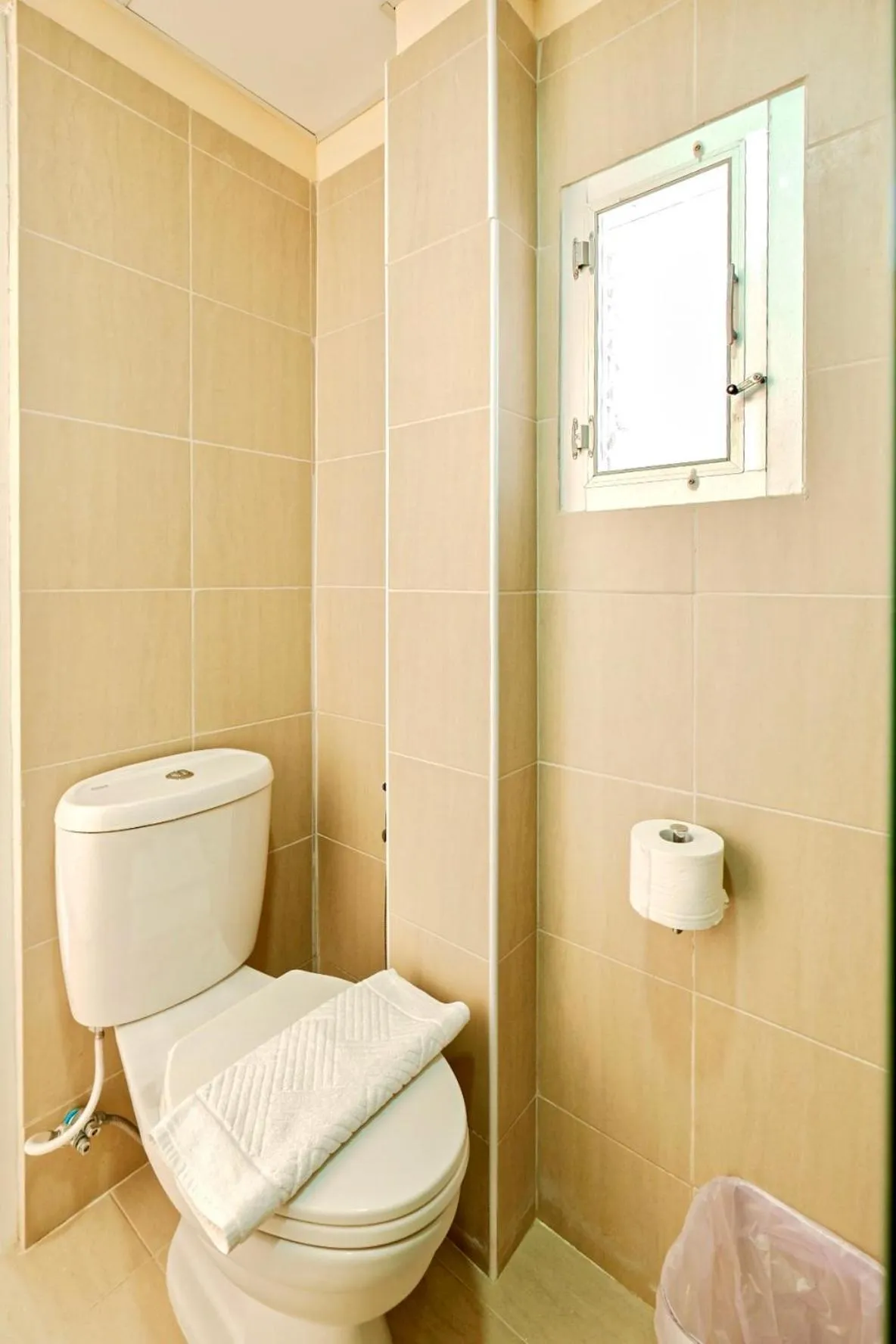 Toilet in Thong Poon Apartment Chiang Mai