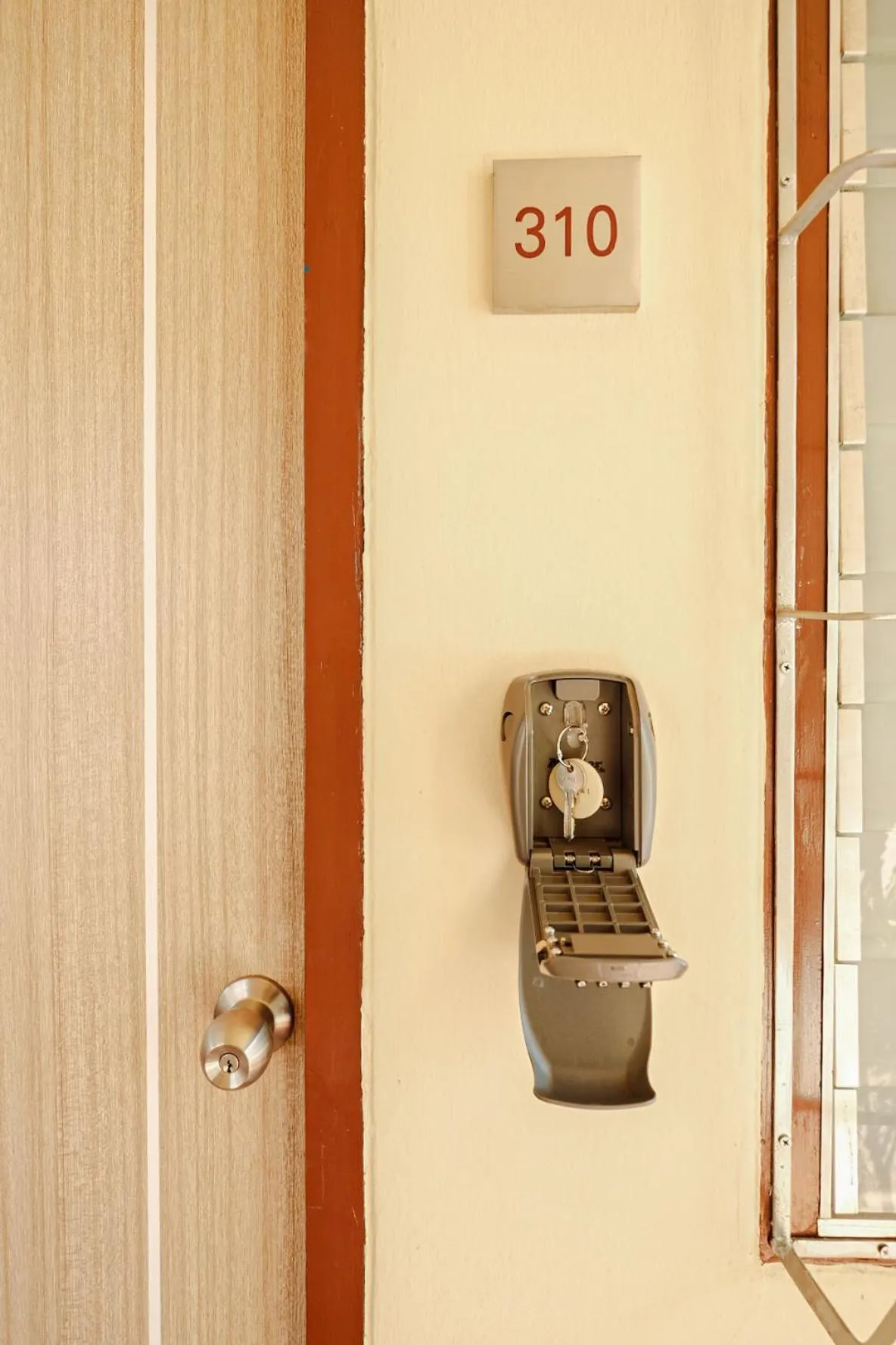 Property building in Thong Poon Apartment Chiang Mai