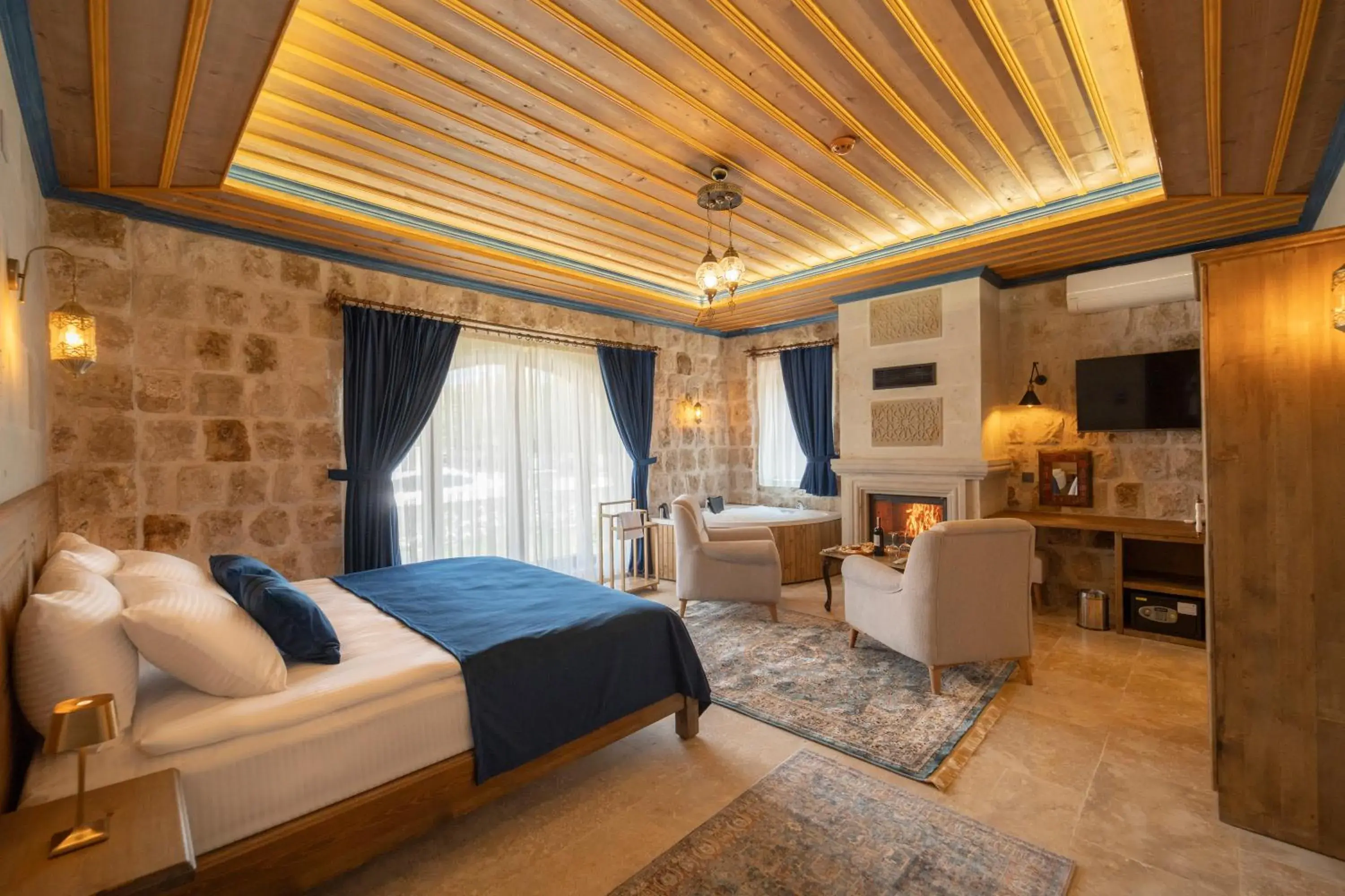 Deluxe Double Room in Sv Valinor Stone House Deluxe Double Room in Sv Valinor Stone House