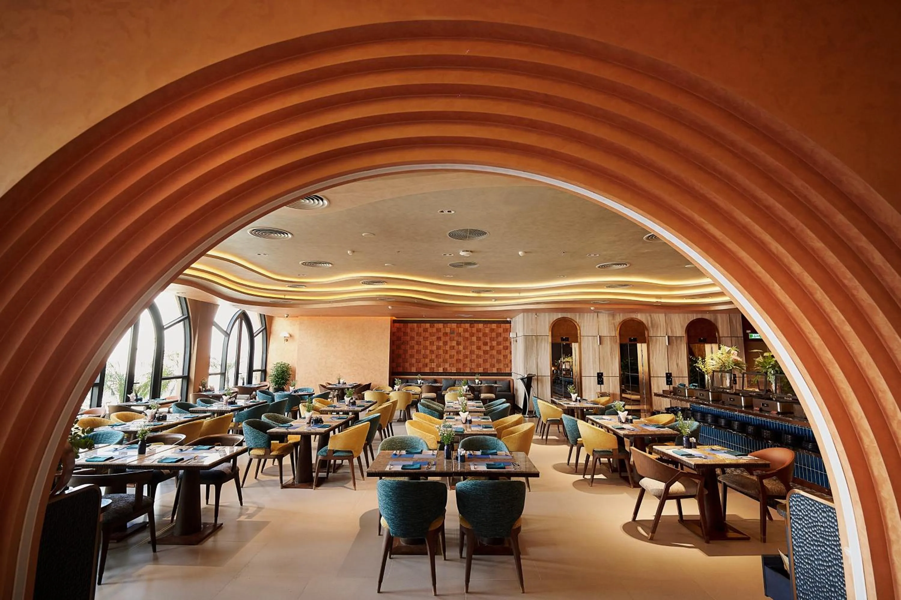 Restaurant/places to eat in Champton Nha Trang Hotel