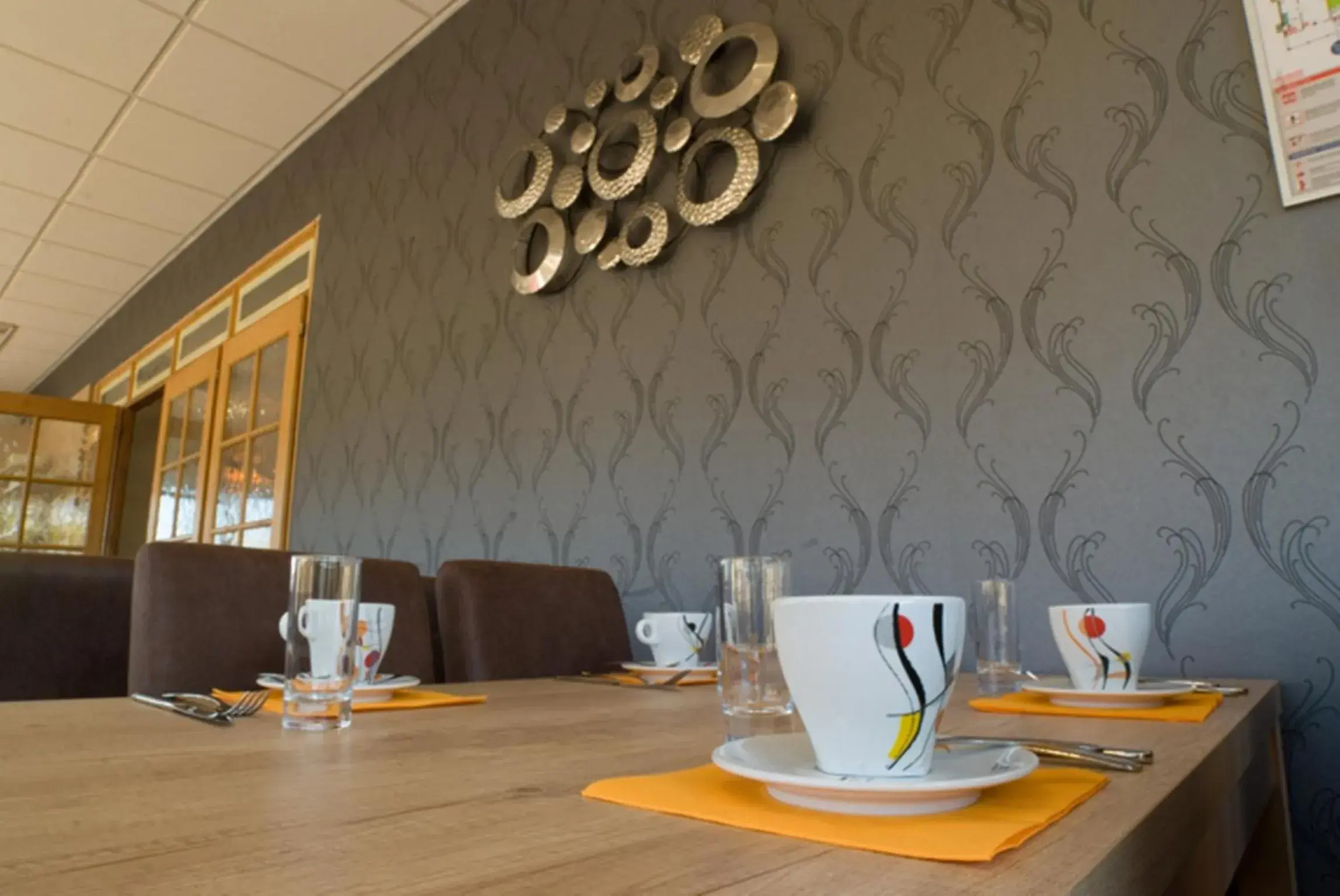 Kitchen or kitchenette in Logis Hotel Restaurant de La Madeleine Kitchen or kitchenette in Logis Hotel Restaurant de La Madeleine