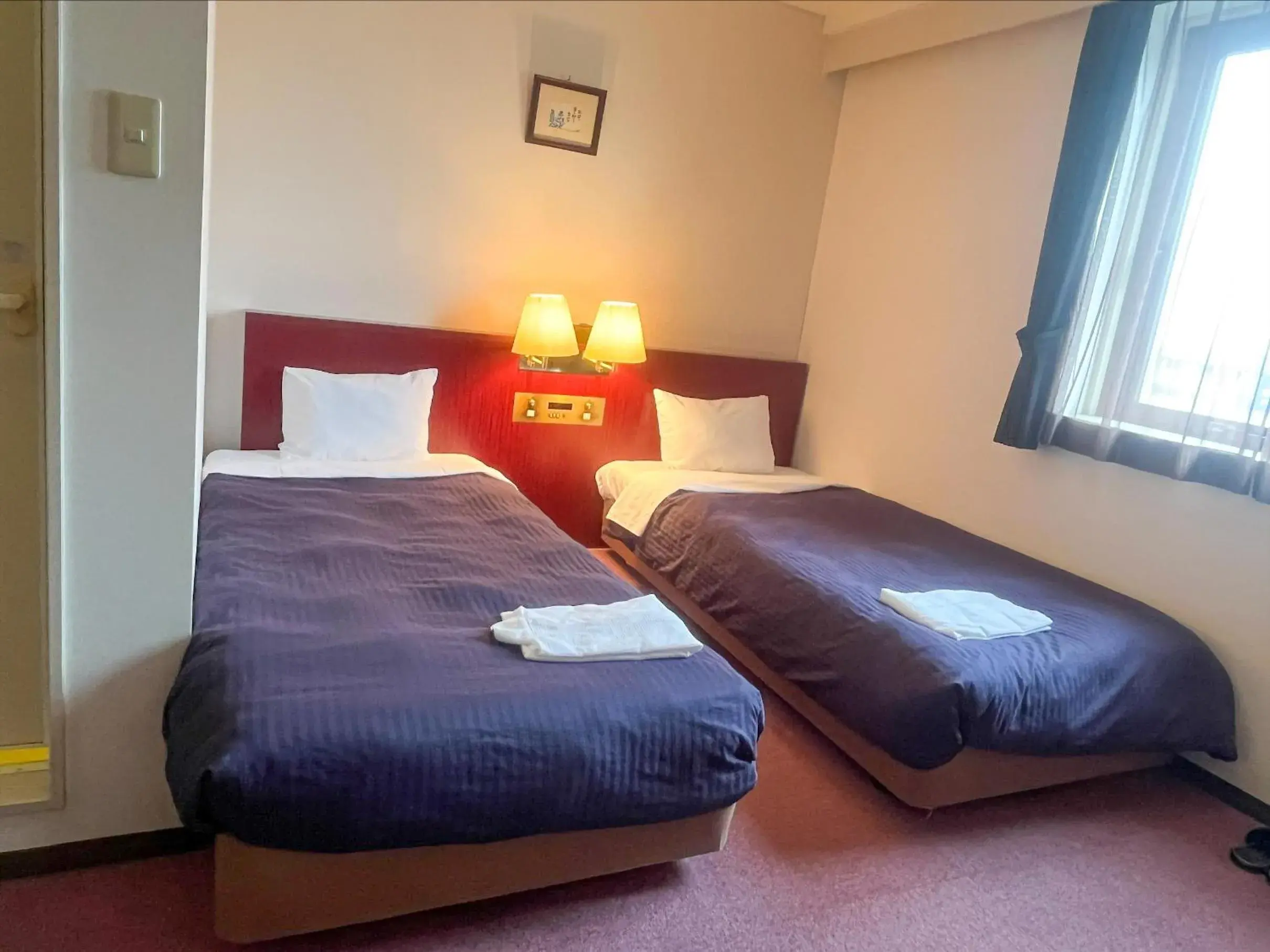 Twin Room - single occupancy - Main Building - Smoking in Hotel Livemax Tagajo Twin Room - single occupancy - Main Building - Smoking in Hotel Livemax Tagajo