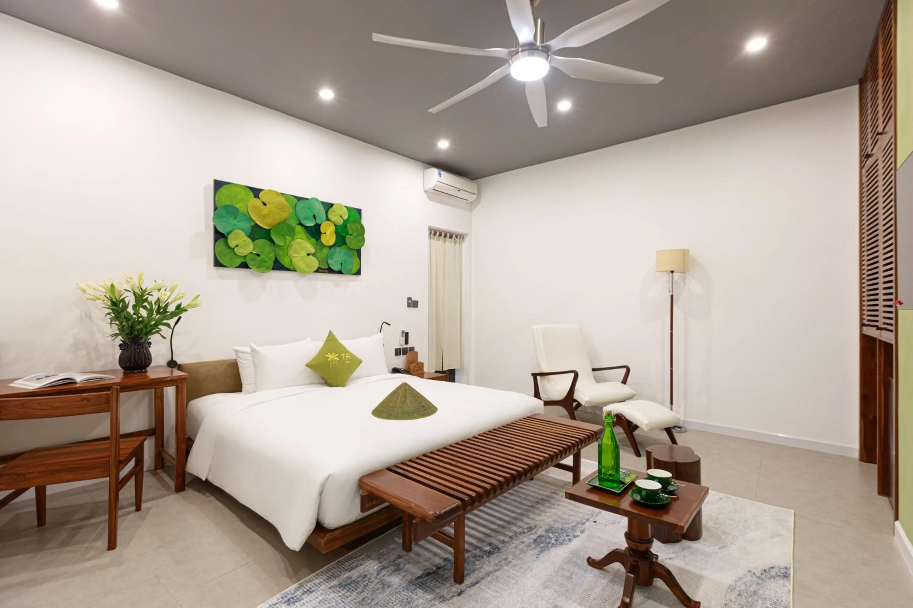Bedroom, Bed in TA Hue Boutique Hotel