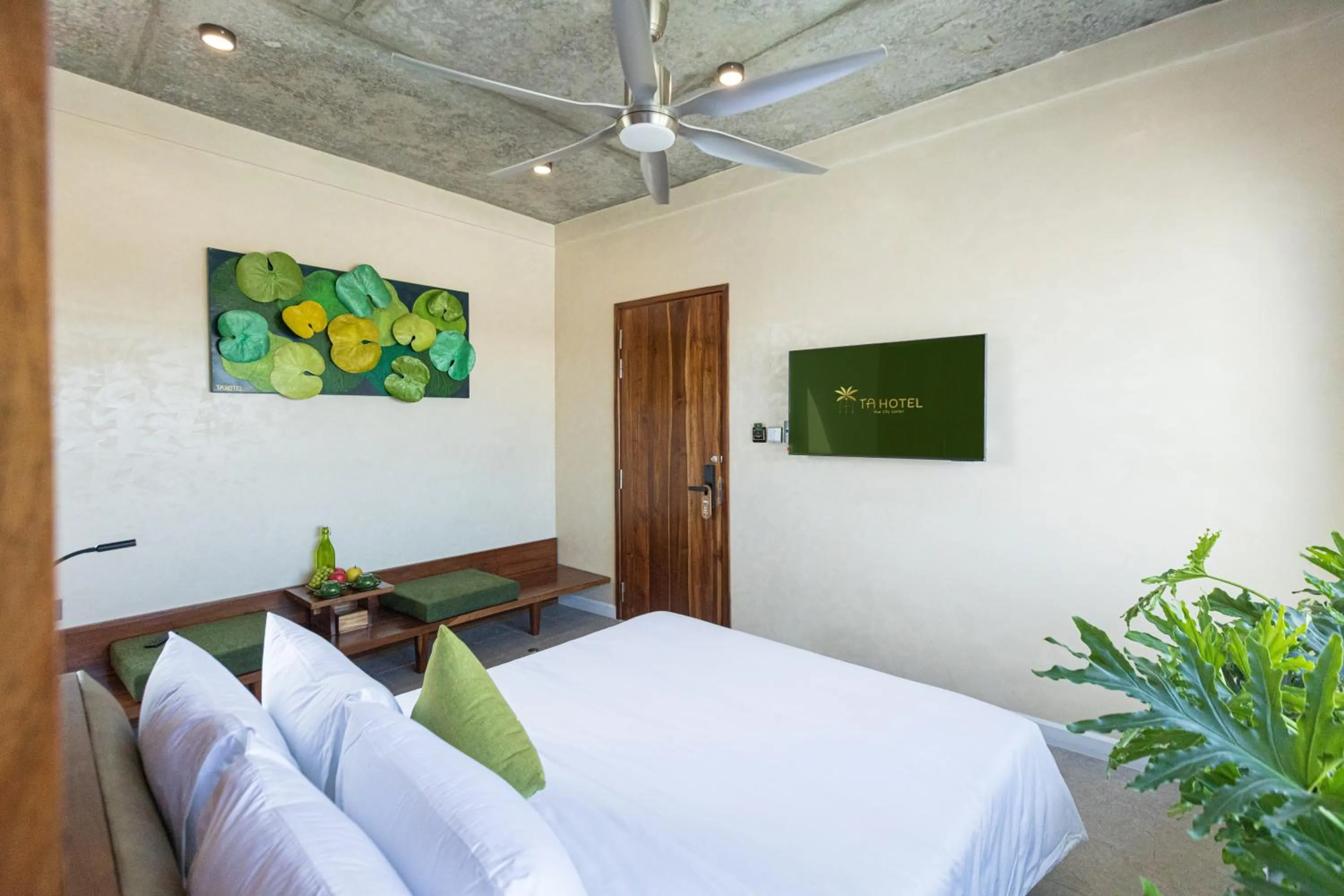 Photo of the whole room, Bed in TA Hue Boutique Hotel