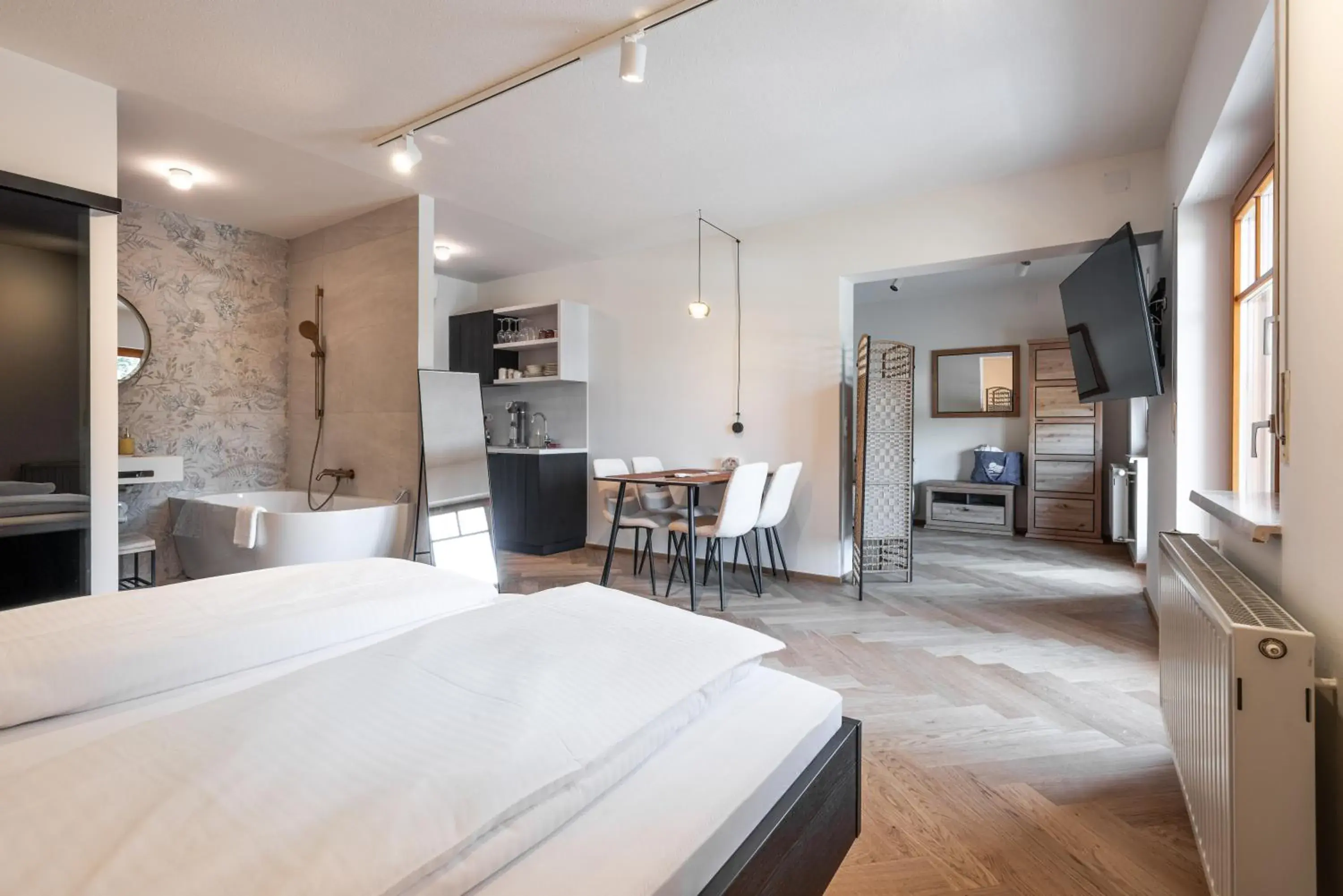 Suite with Balcony in SISTERS Haus Hotel Garni Suite with Balcony in SISTERS Haus Hotel Garni