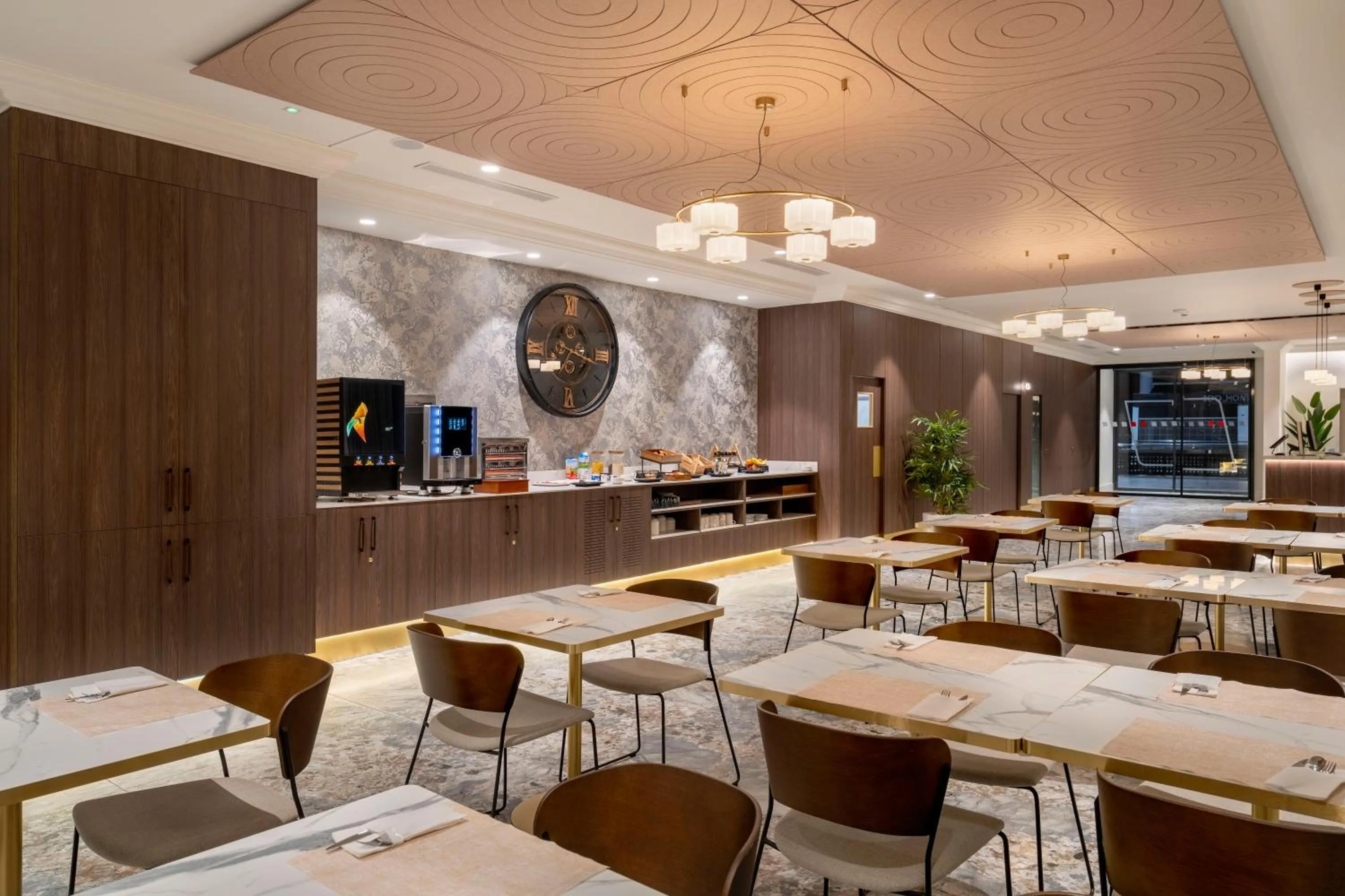 Breakfast in ASA Molina Plaza