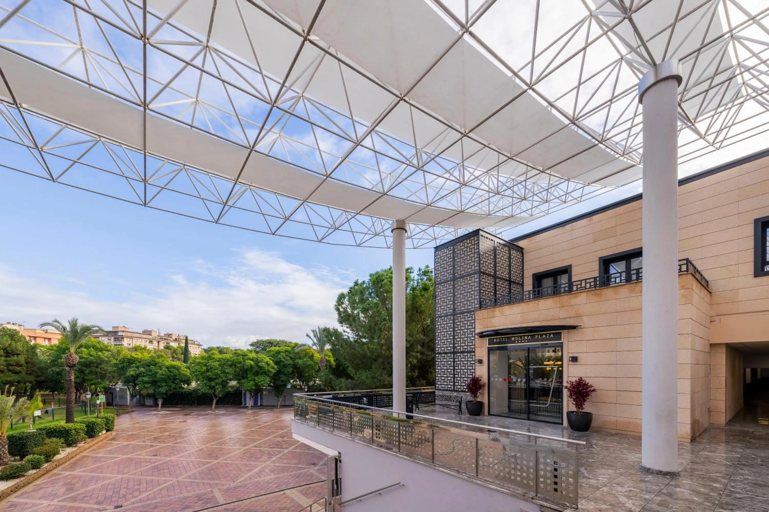 Entertainment in ASA Molina Plaza