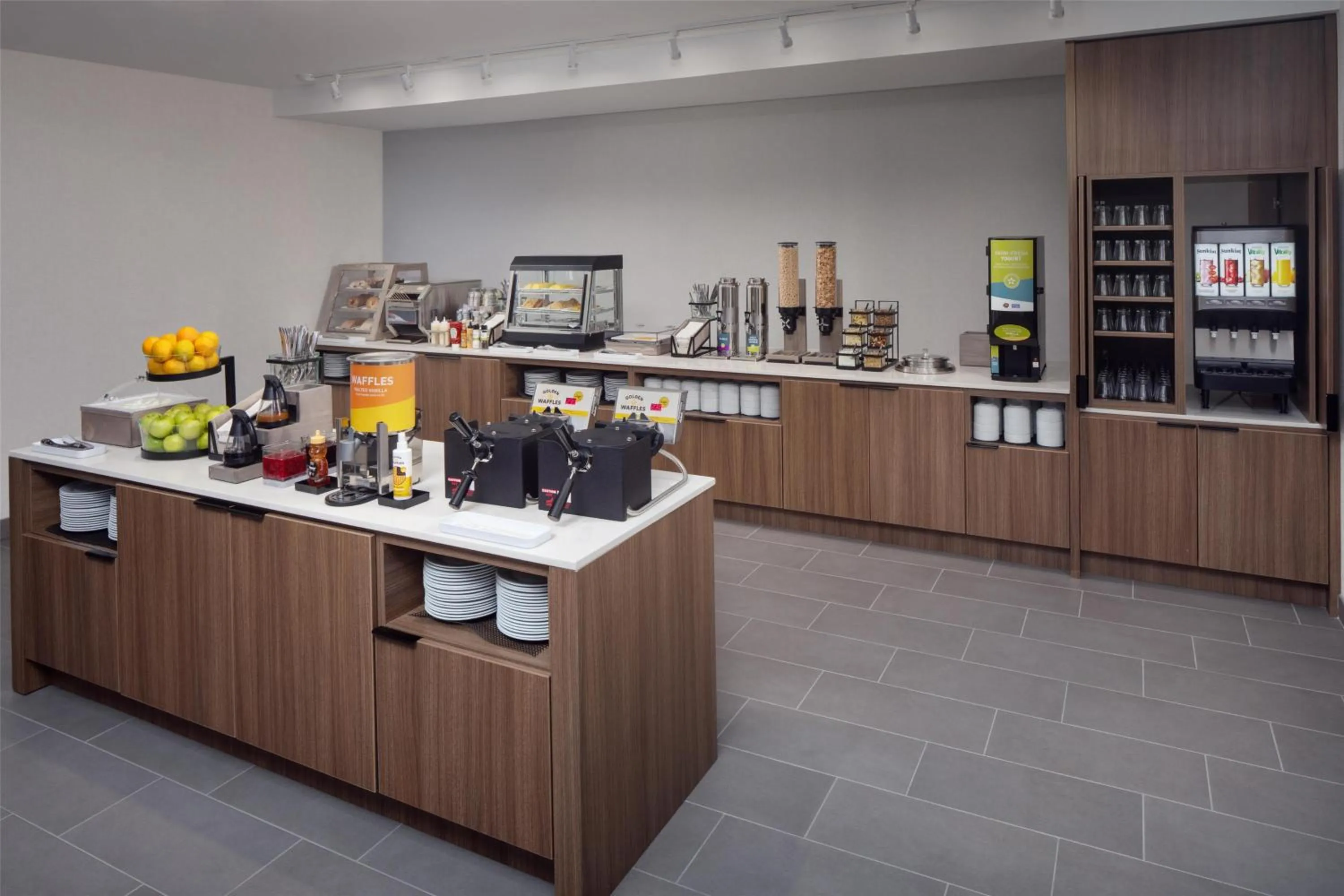 Breakfast in Home2 Suites By Hilton Bastrop