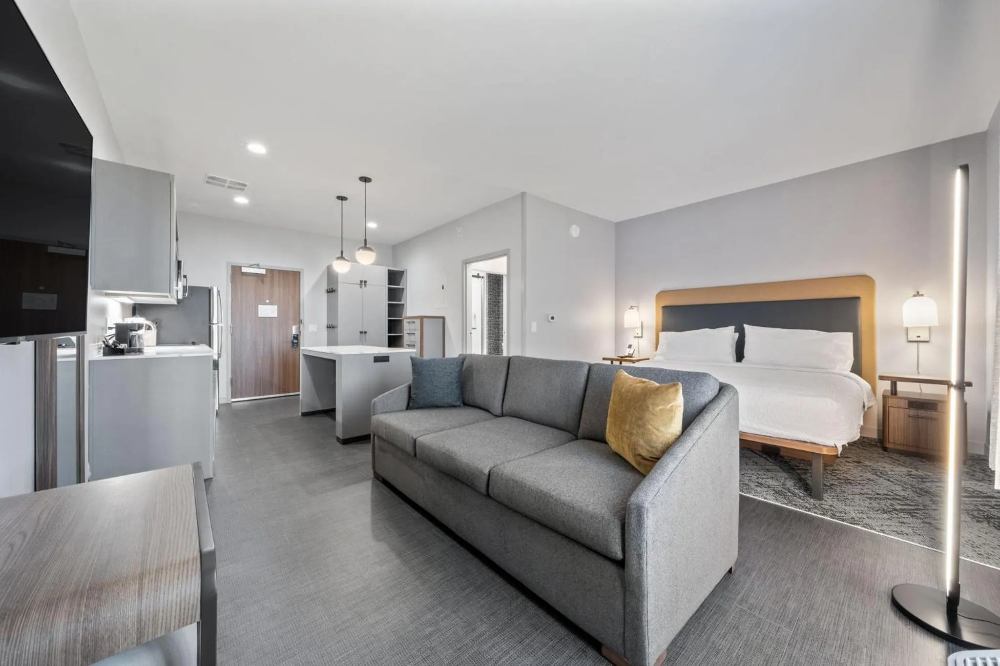 Bed in Homewood Suites By Hilton Austin Airport