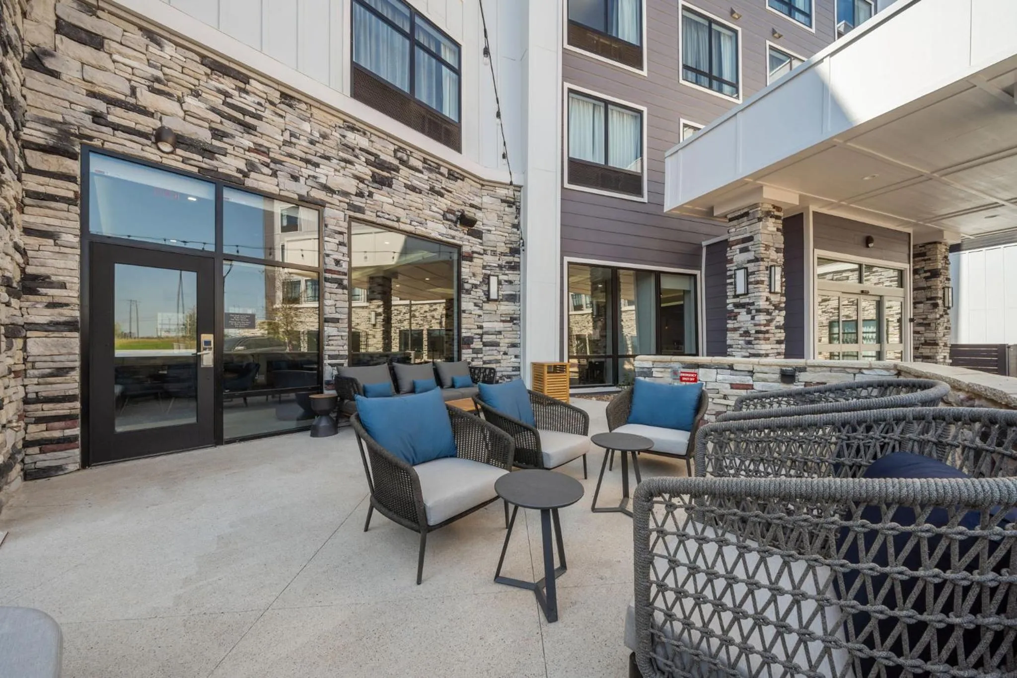 Patio in Homewood Suites By Hilton Austin Airport