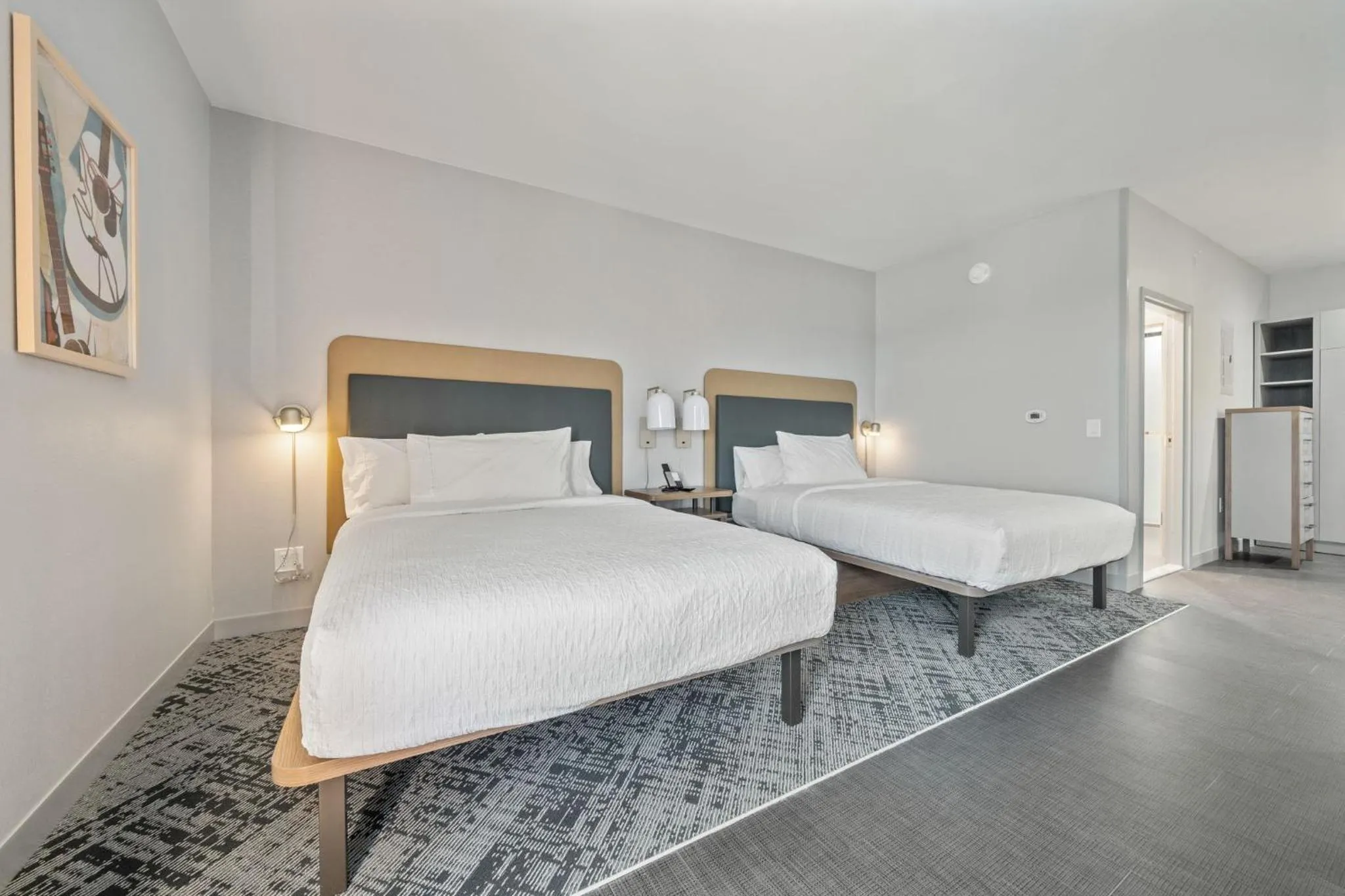 Bed in Homewood Suites By Hilton Austin Airport