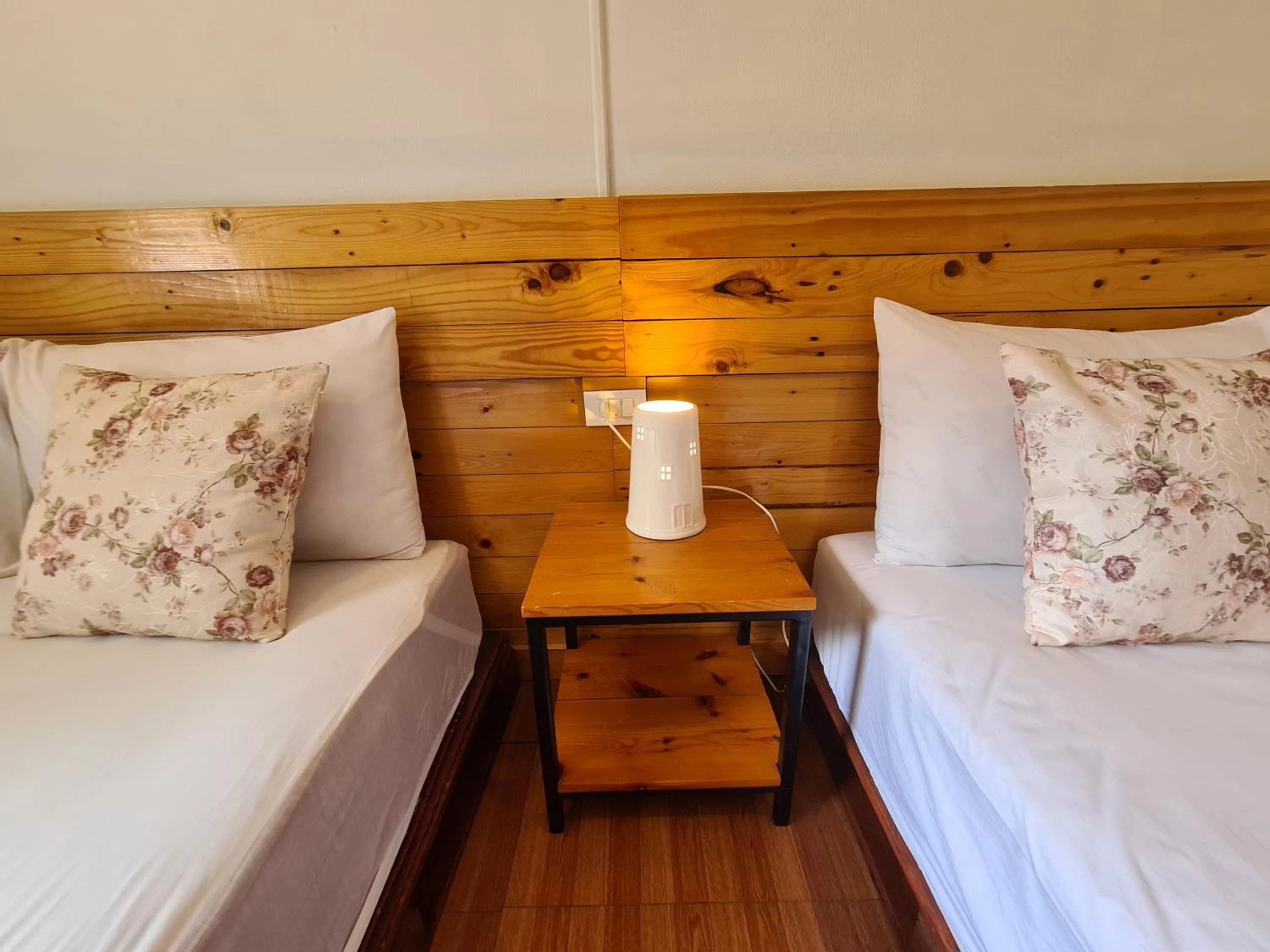 Bed in Baan Hello Samed