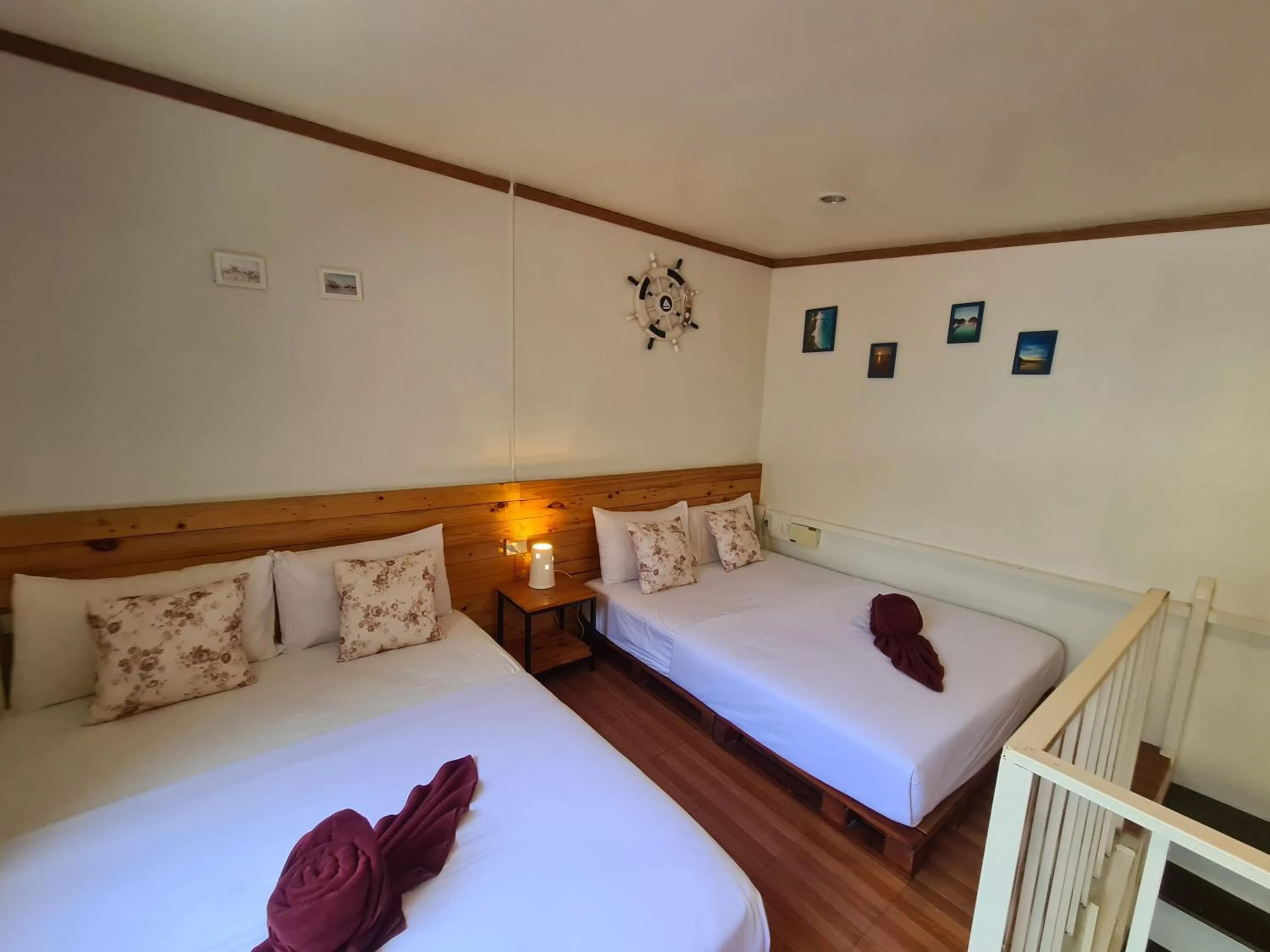 Bed in Baan Hello Samed